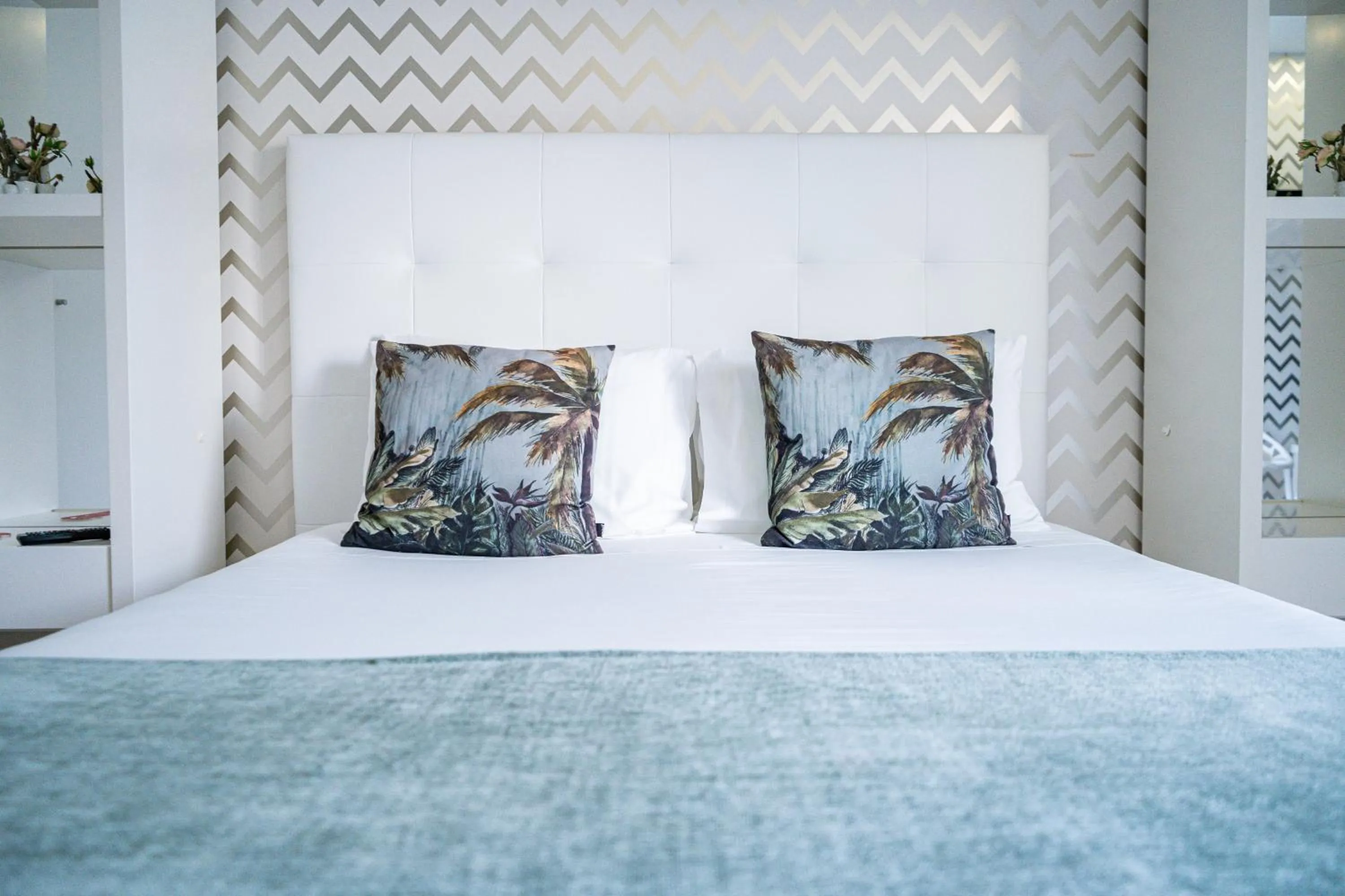 Bed in By the Sea - Nazaré