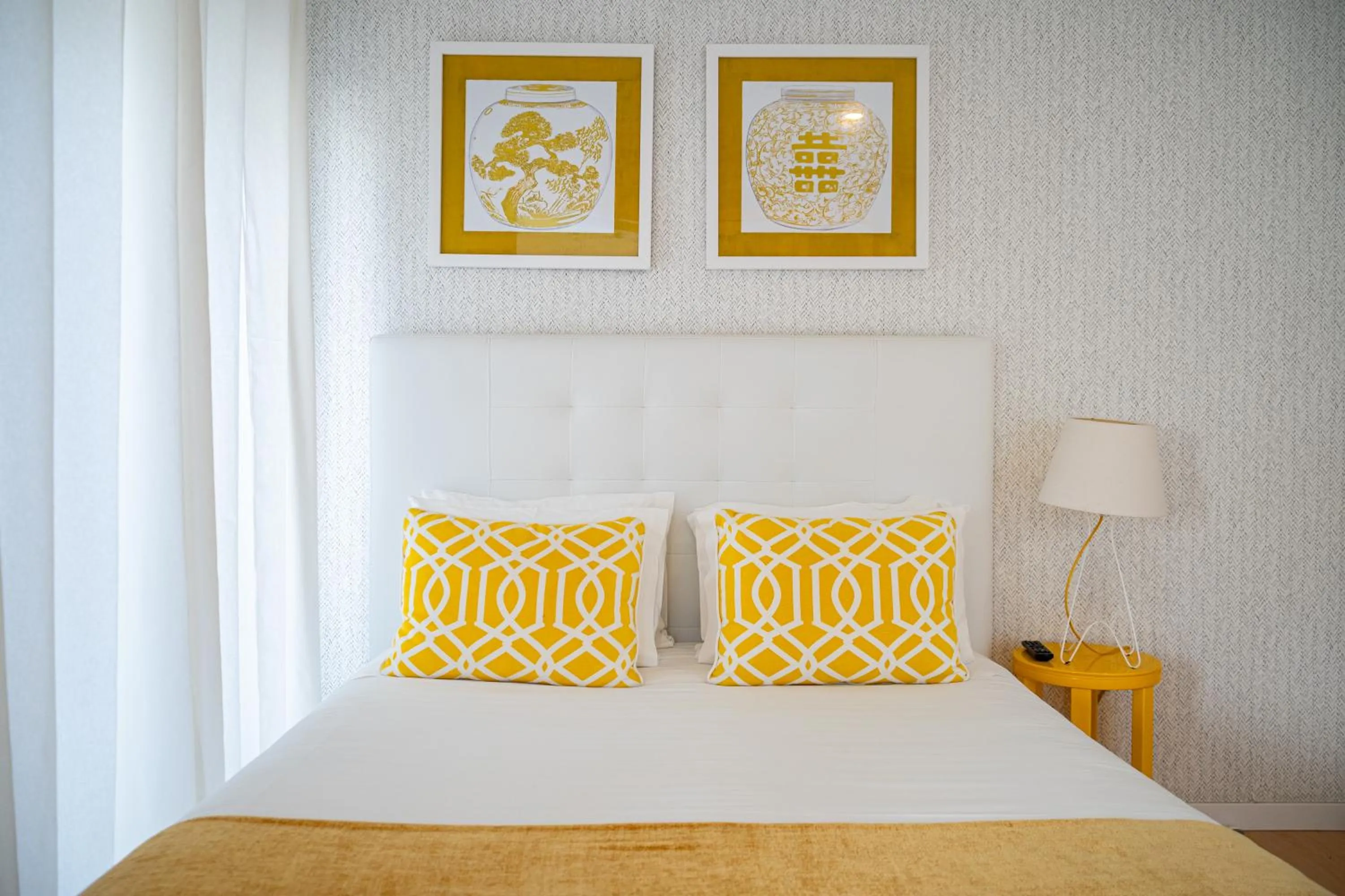 Bed in By the Sea - Nazaré