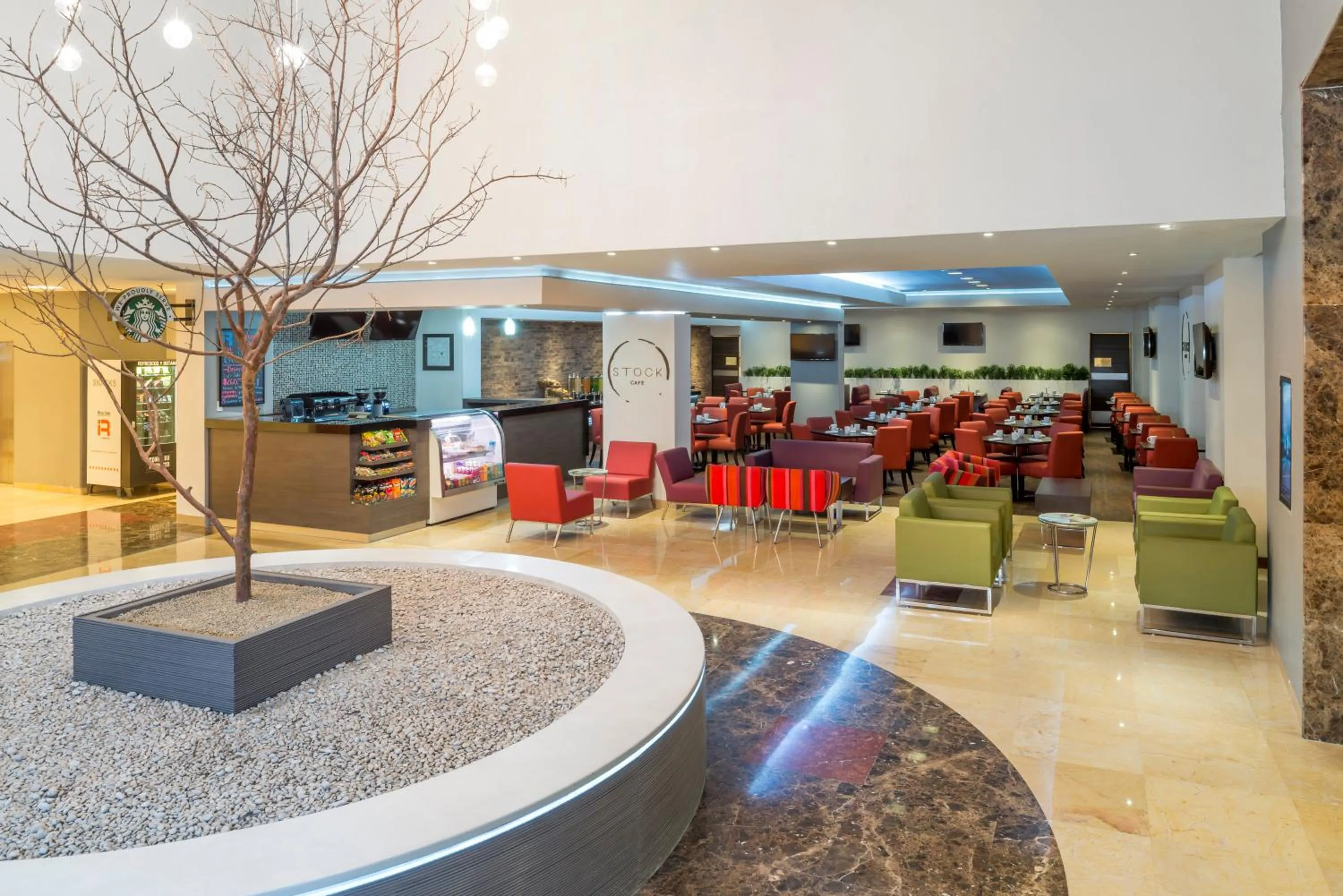 Lobby or reception in Real Inn Perinorte