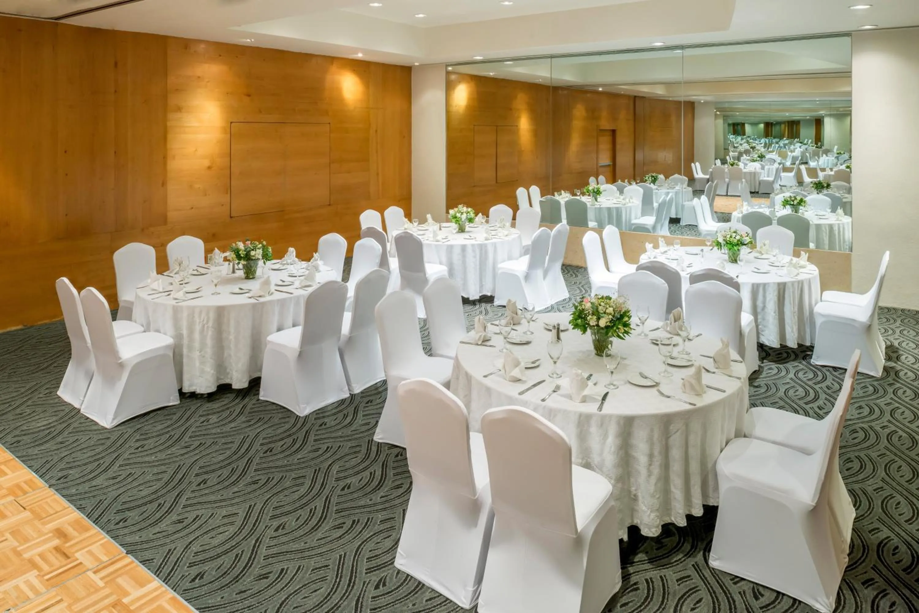 Banquet/Function facilities in Real Inn Perinorte