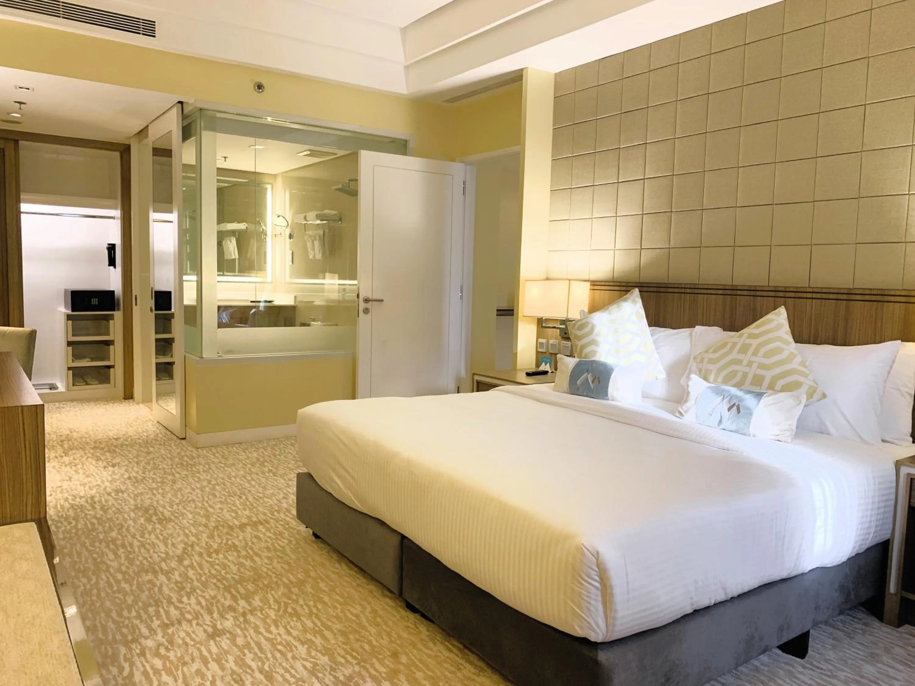 Bed in Hotel Benilde Maison De La Salle