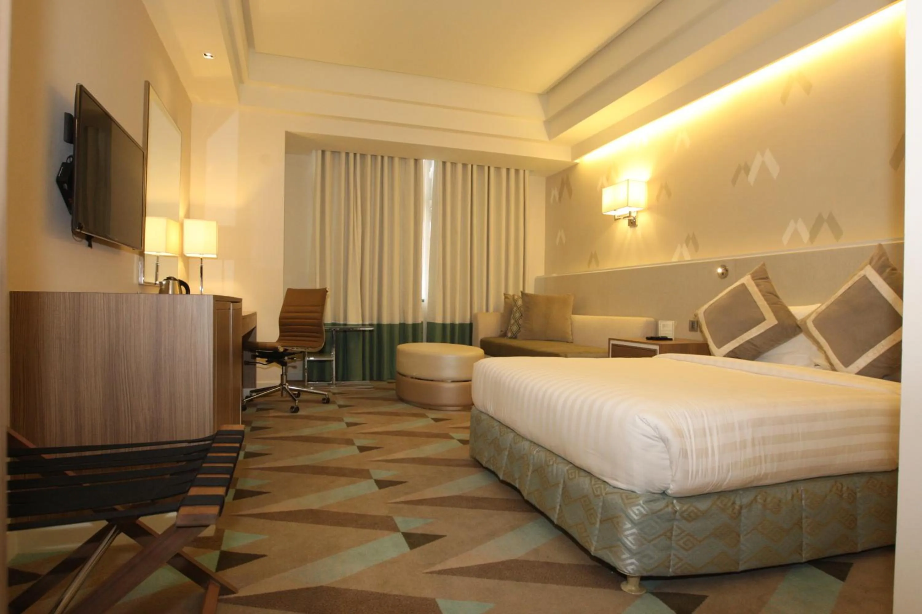 Photo of the whole room, Bed in Hotel Benilde Maison De La Salle