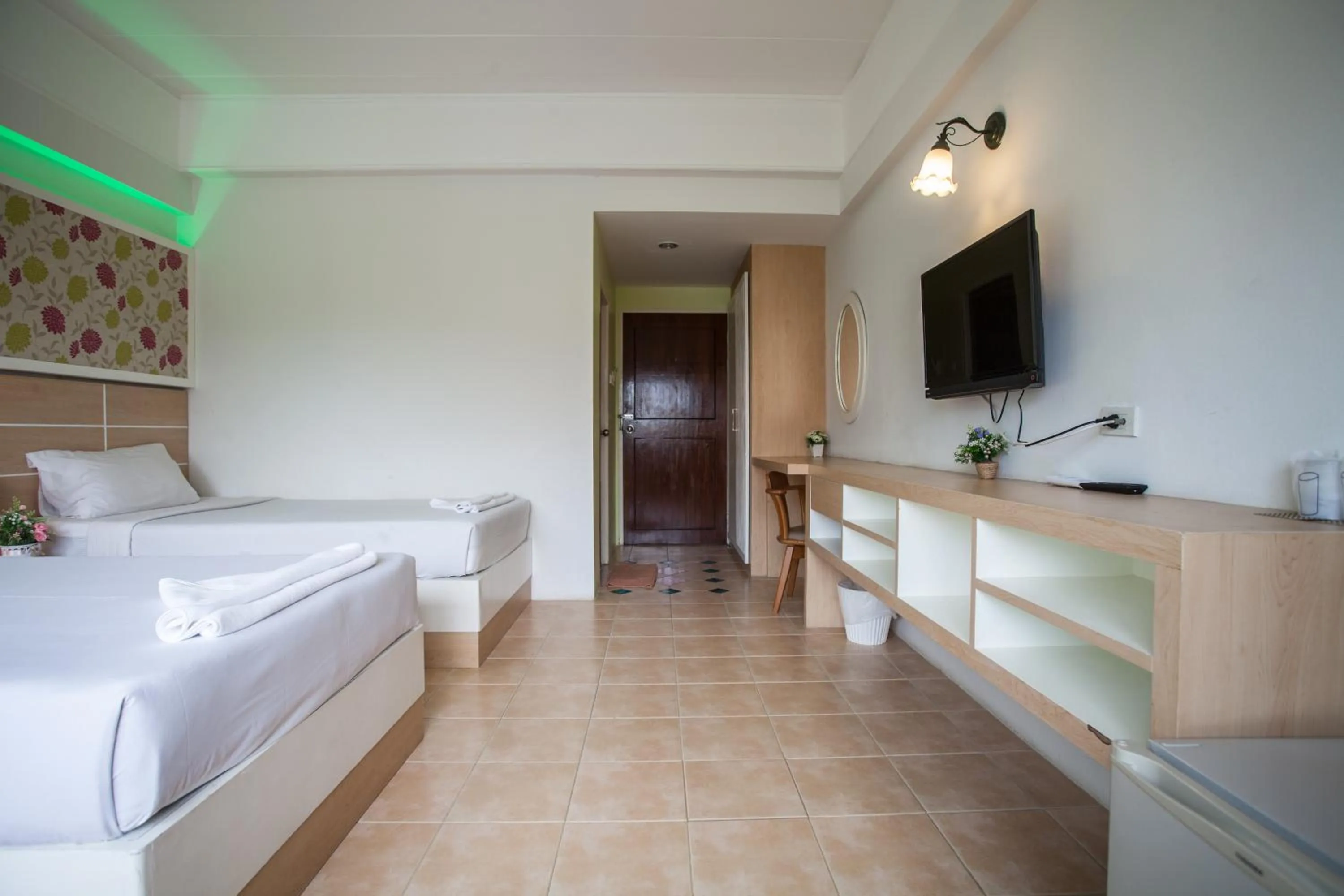 Photo of the whole room in The Greenery Hotel