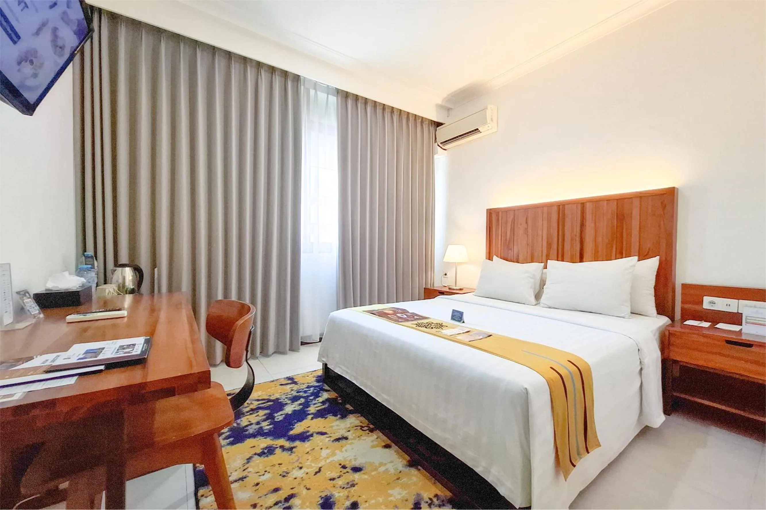 Bedroom, Bed in Metro Park View Hotel Kota Lama Semarang