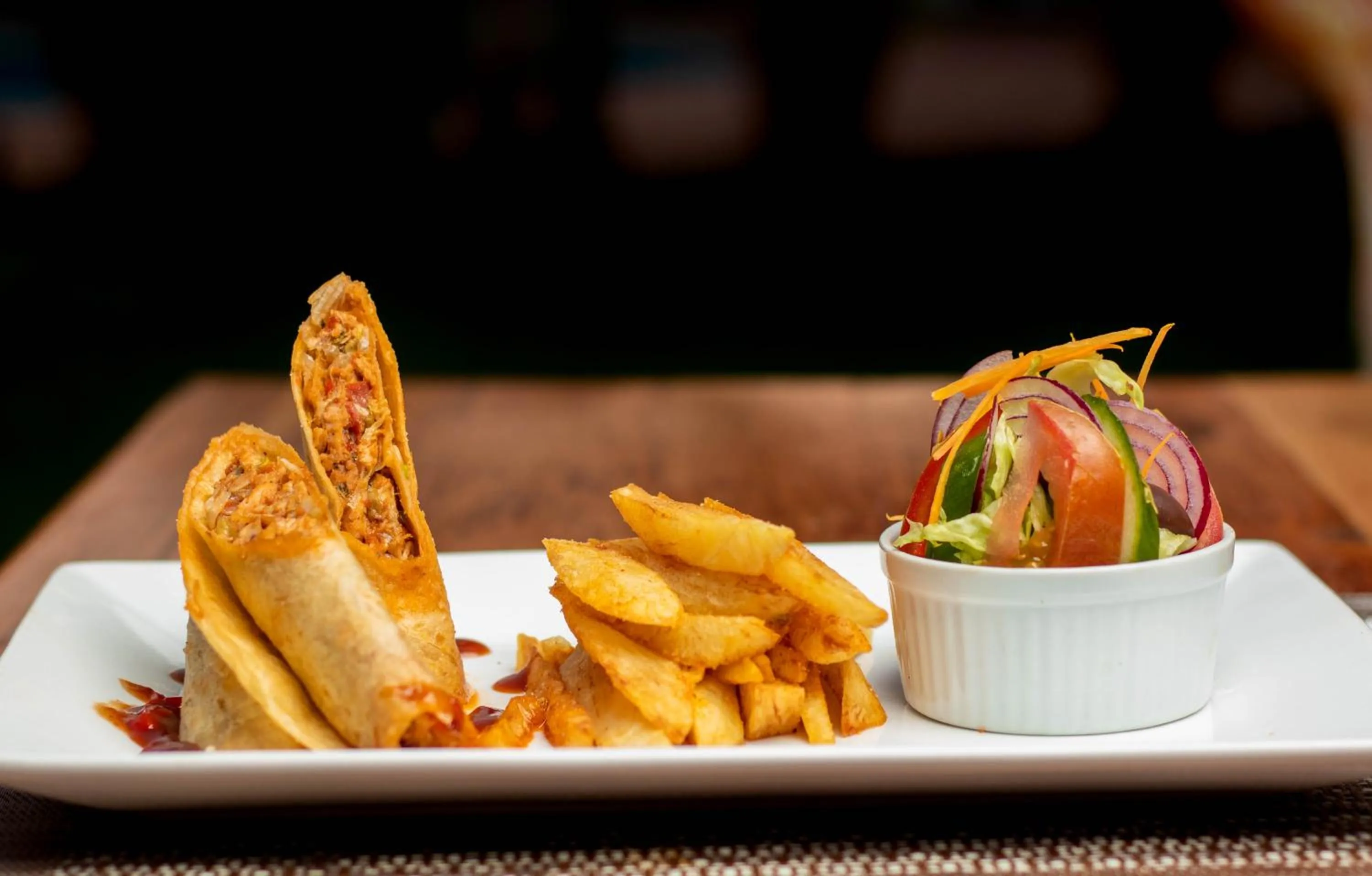 Lunch in Dzimbahwe Guest Lodge