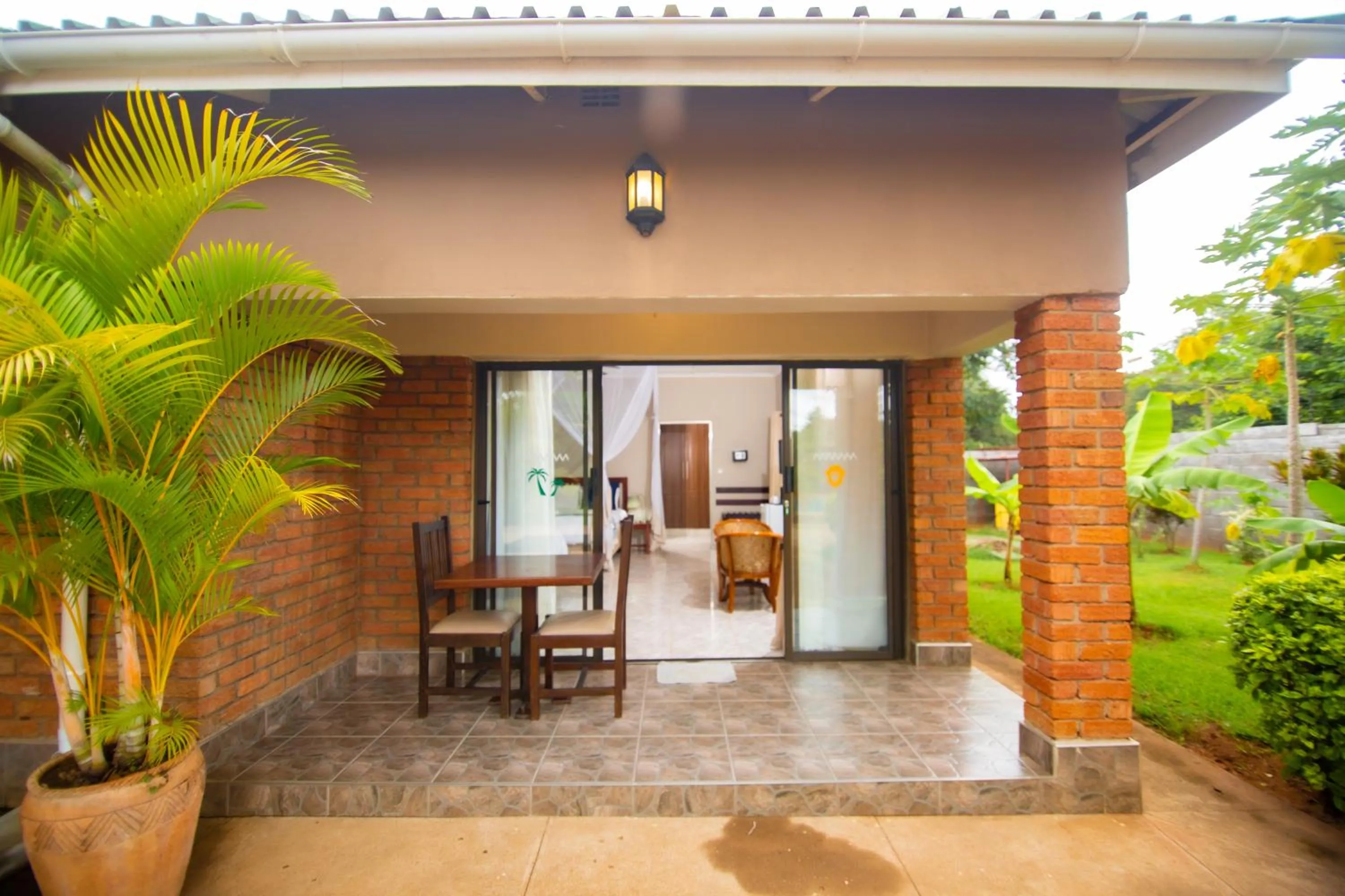 Garden in Dzimbahwe Guest Lodge