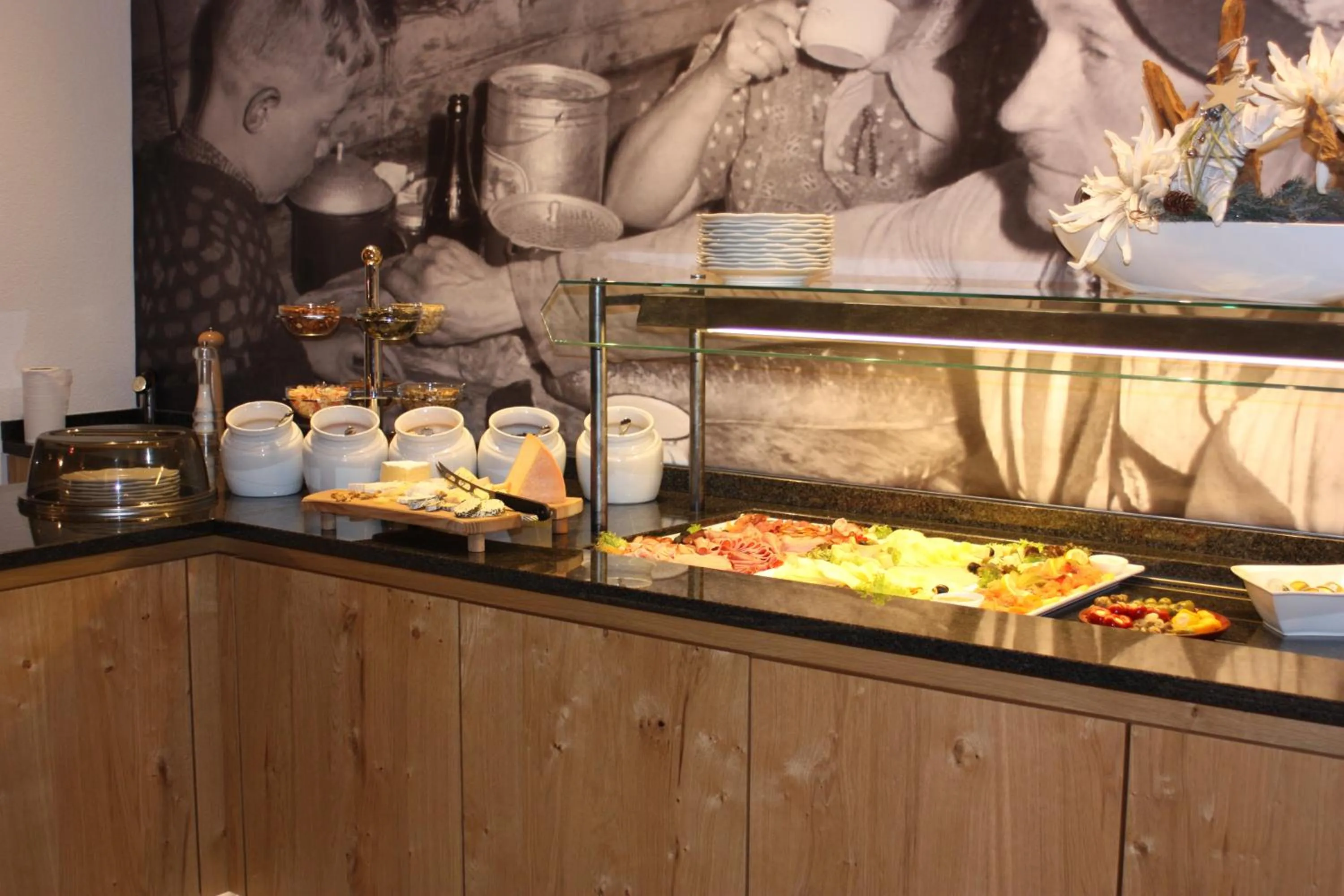 Breakfast in Hotel Piz Buin