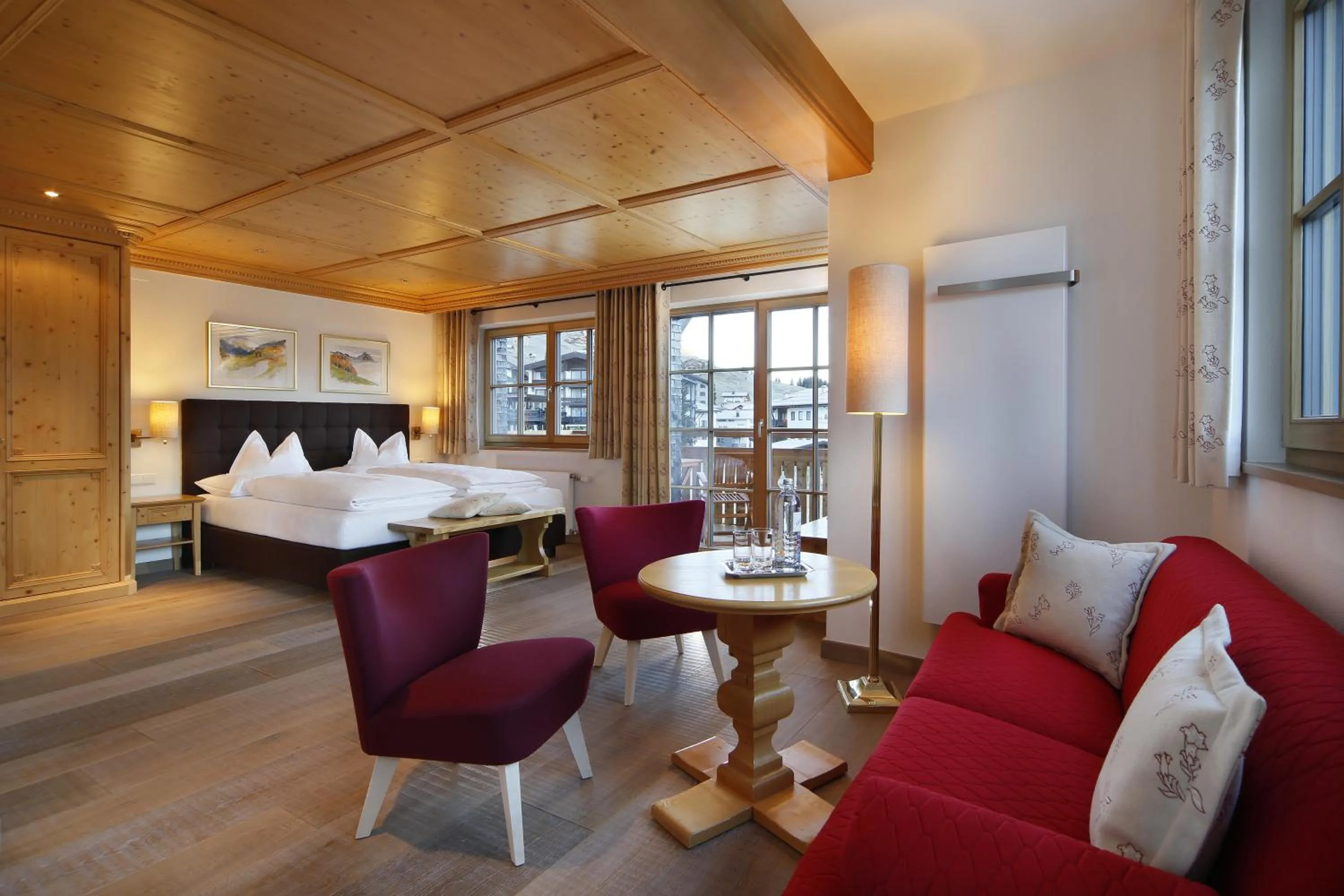 Restaurant/places to eat, Bed in Hotel Petersboden