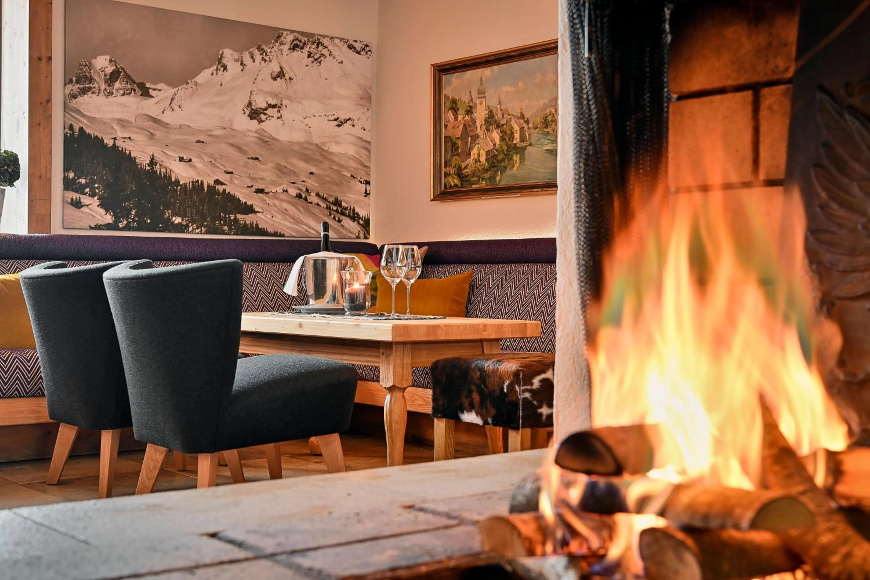 Communal lounge/ TV room in Hotel Petersboden