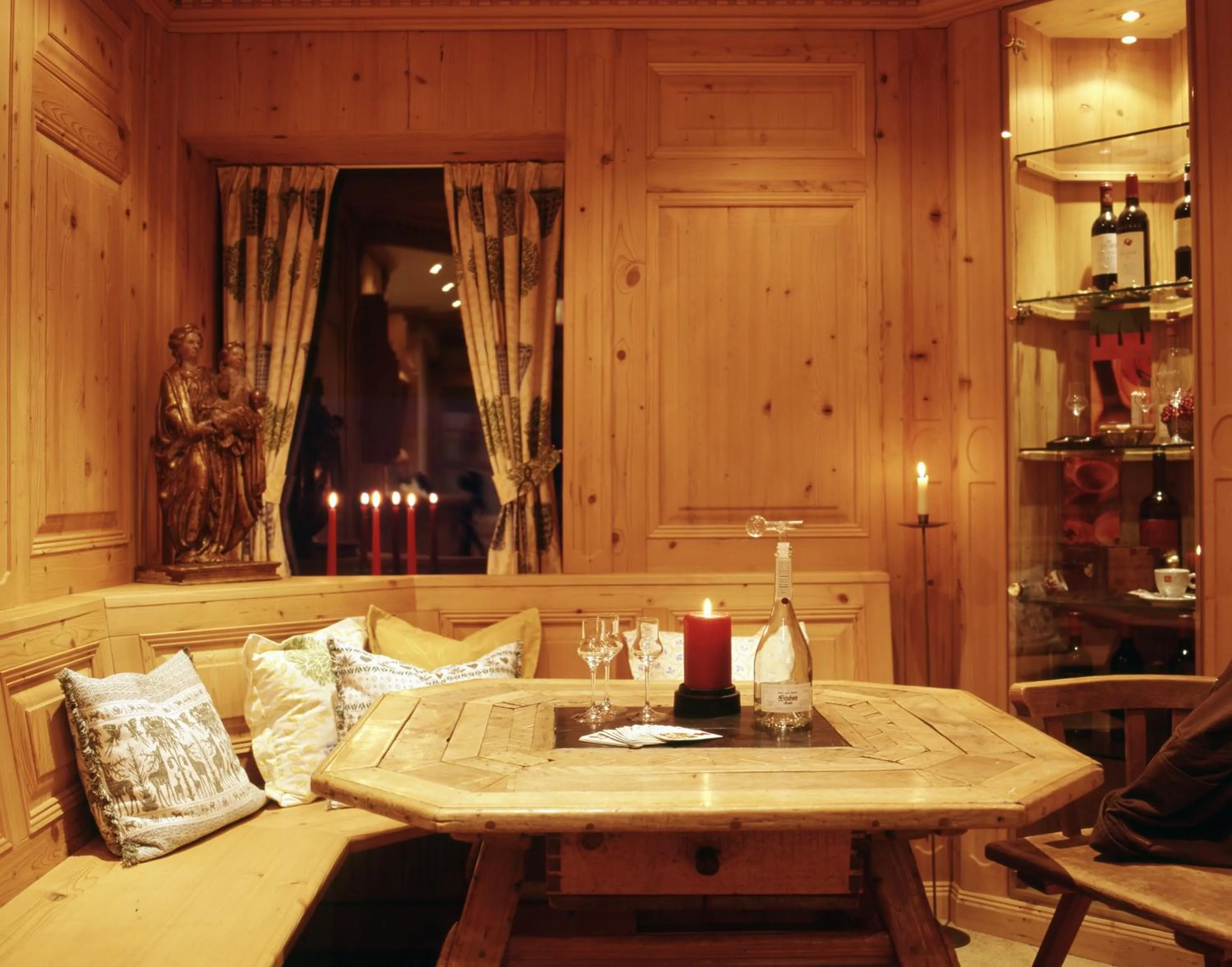 Restaurant/places to eat in Hotel Petersboden