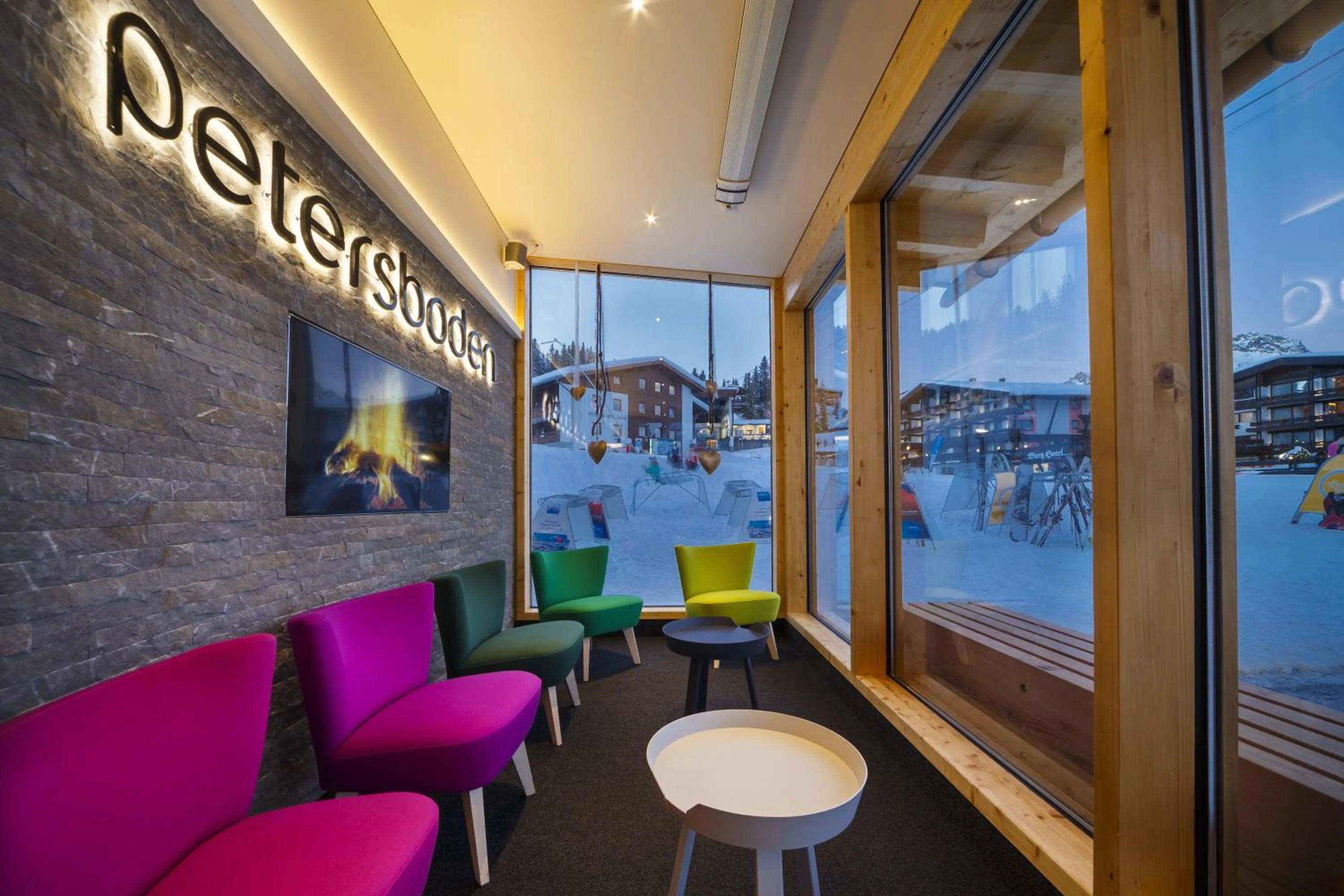 Restaurant/places to eat in Hotel Petersboden