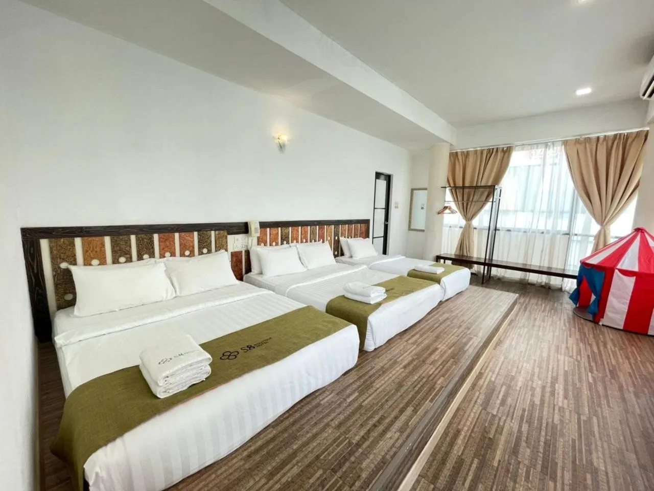 Bed in S8 Boutique Hotel near KLIA 1 & KLIA 2