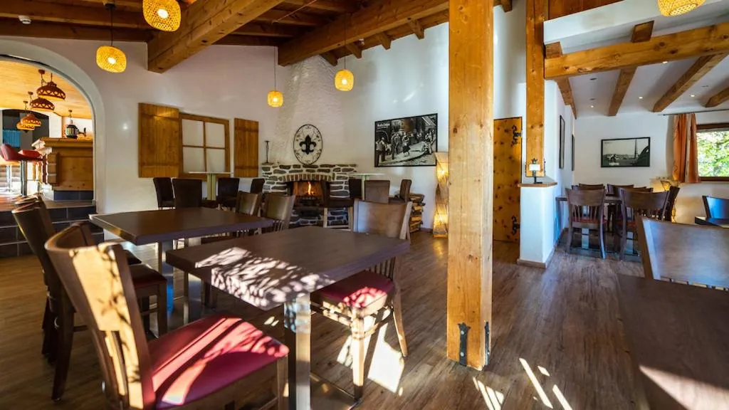 Restaurant/places to eat in Parkhotel Sonnenhof