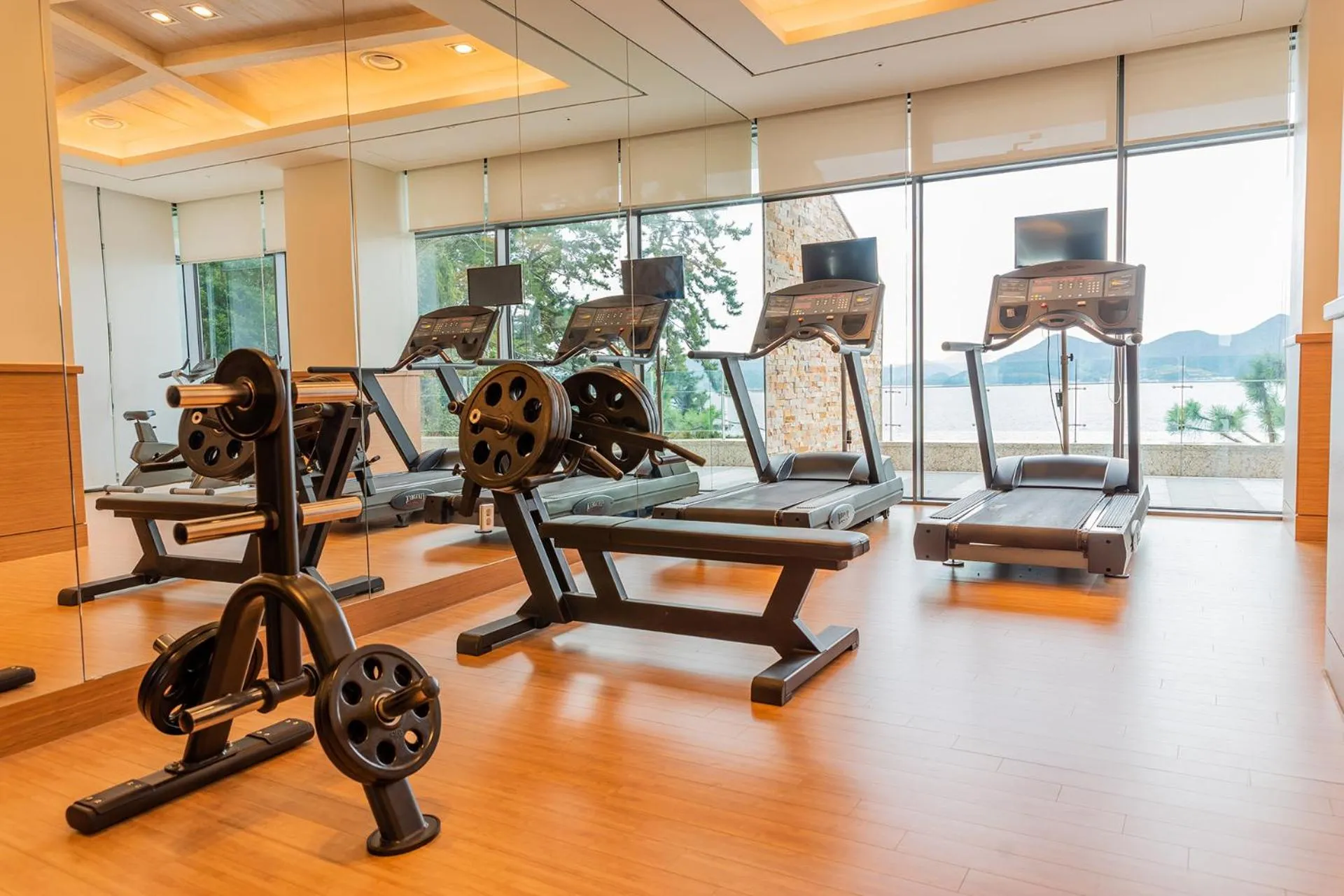 Fitness centre/facilities in Stanford Hotel&Resort Tongyeong