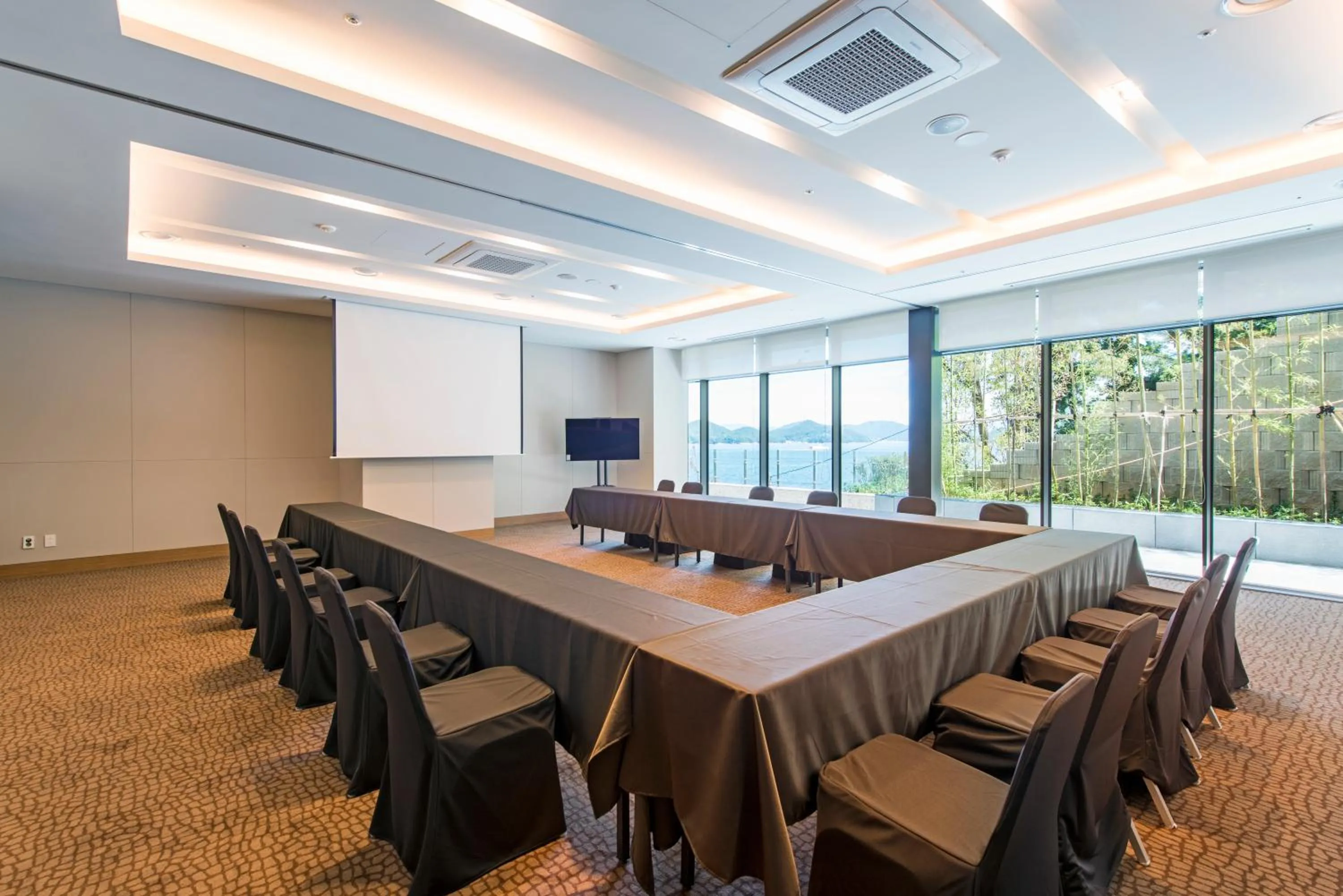 Meeting/conference room in Stanford Hotel&Resort Tongyeong