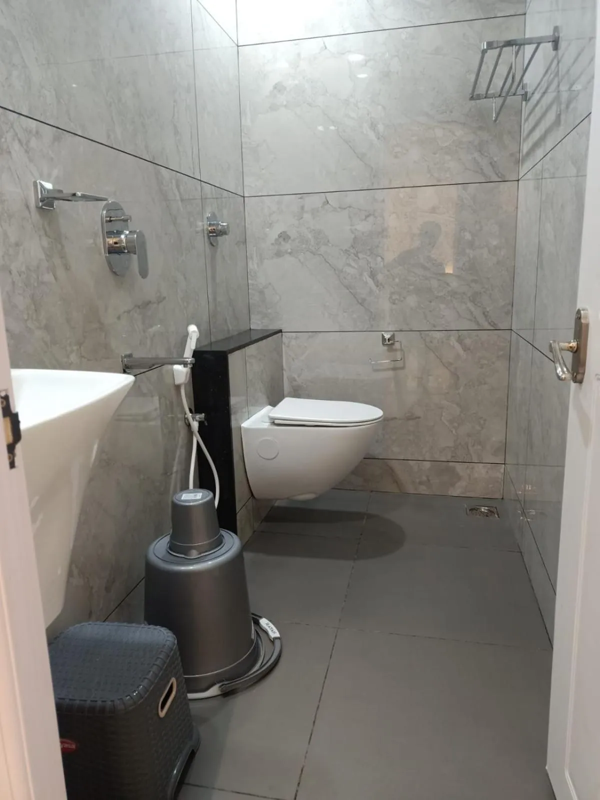 Shower in Hotel Citywalk Residency