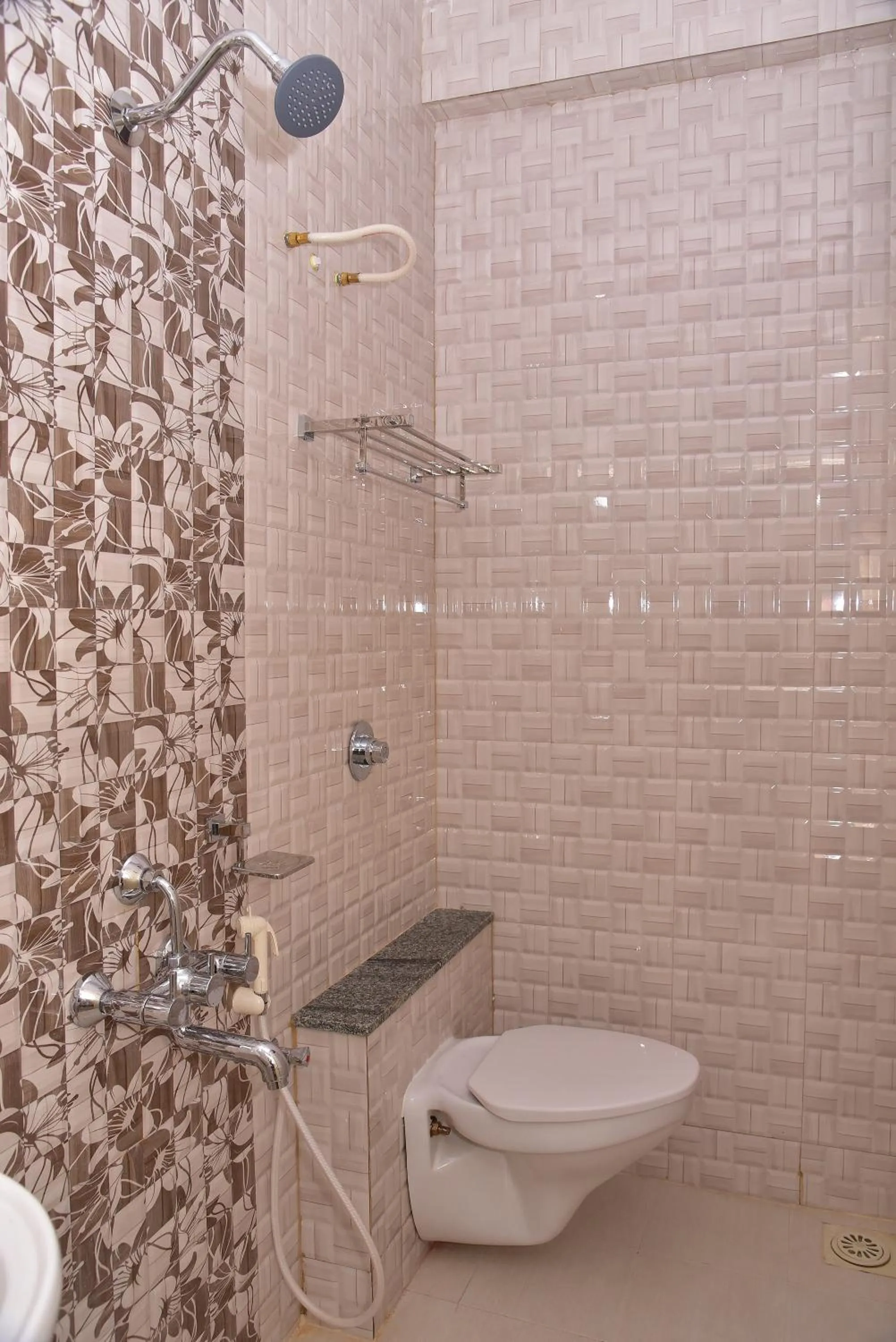 Toilet in Hotel Citywalk Residency