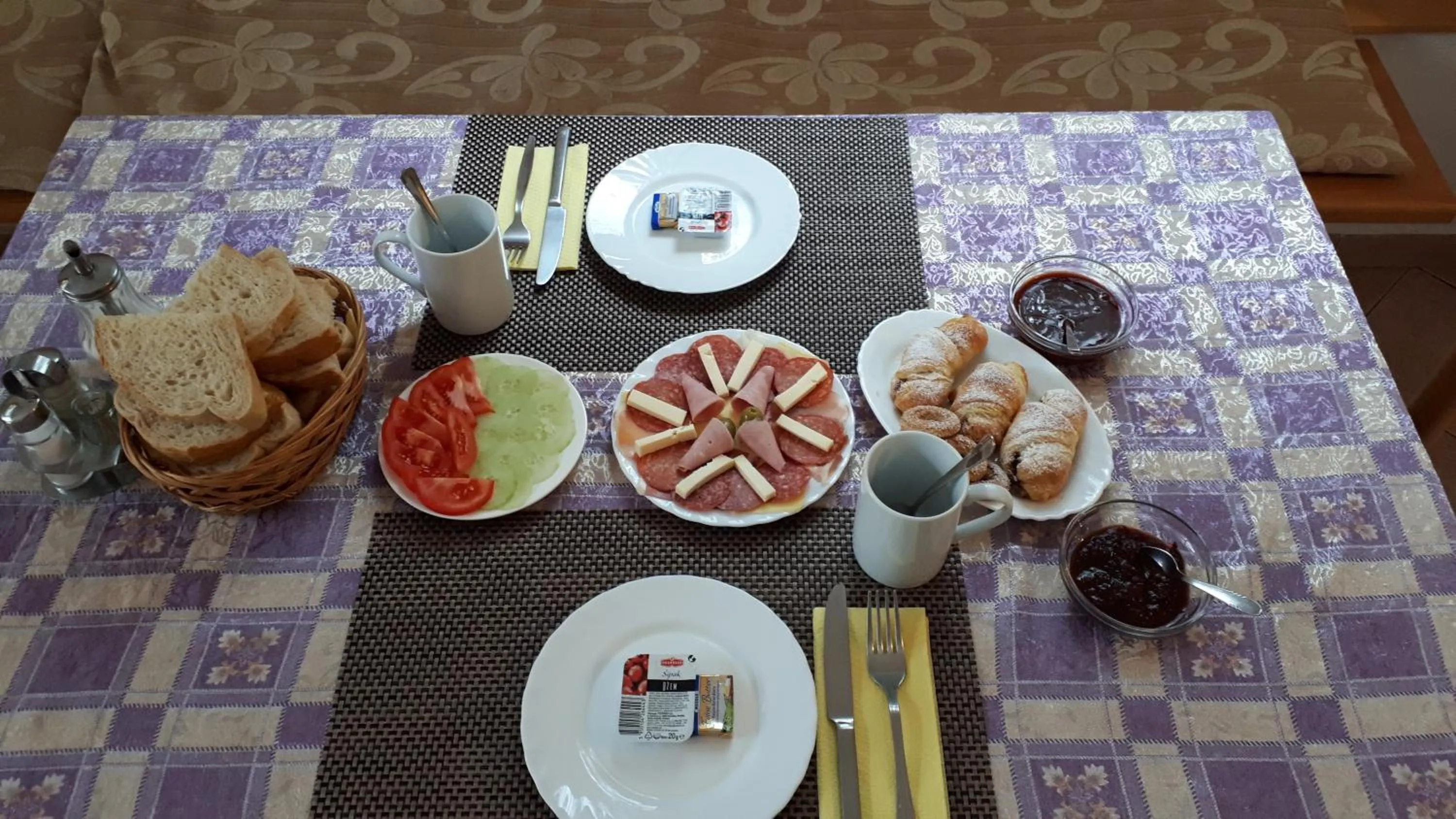 Food in St George B&B