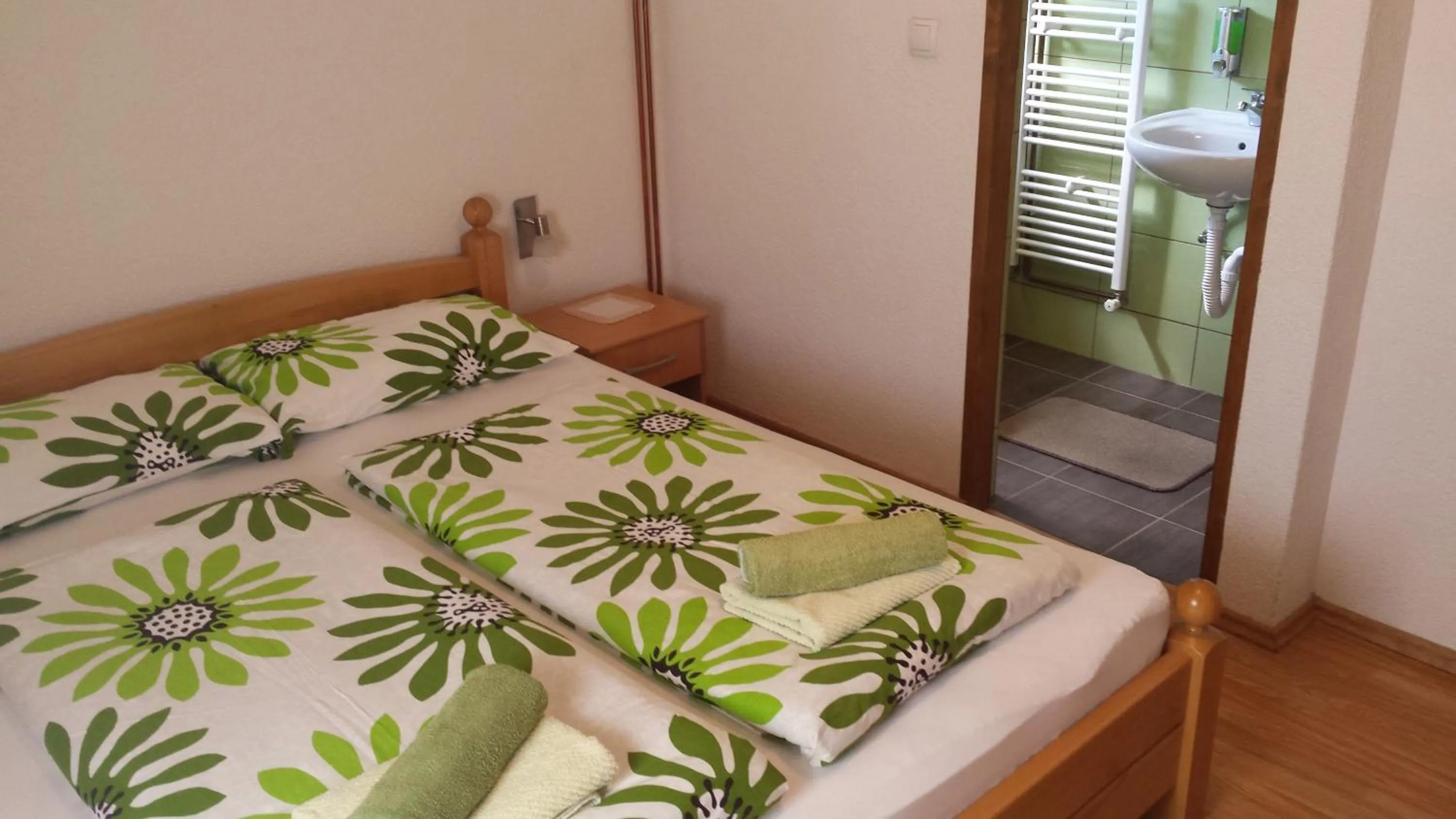 Toilet in St George B&B