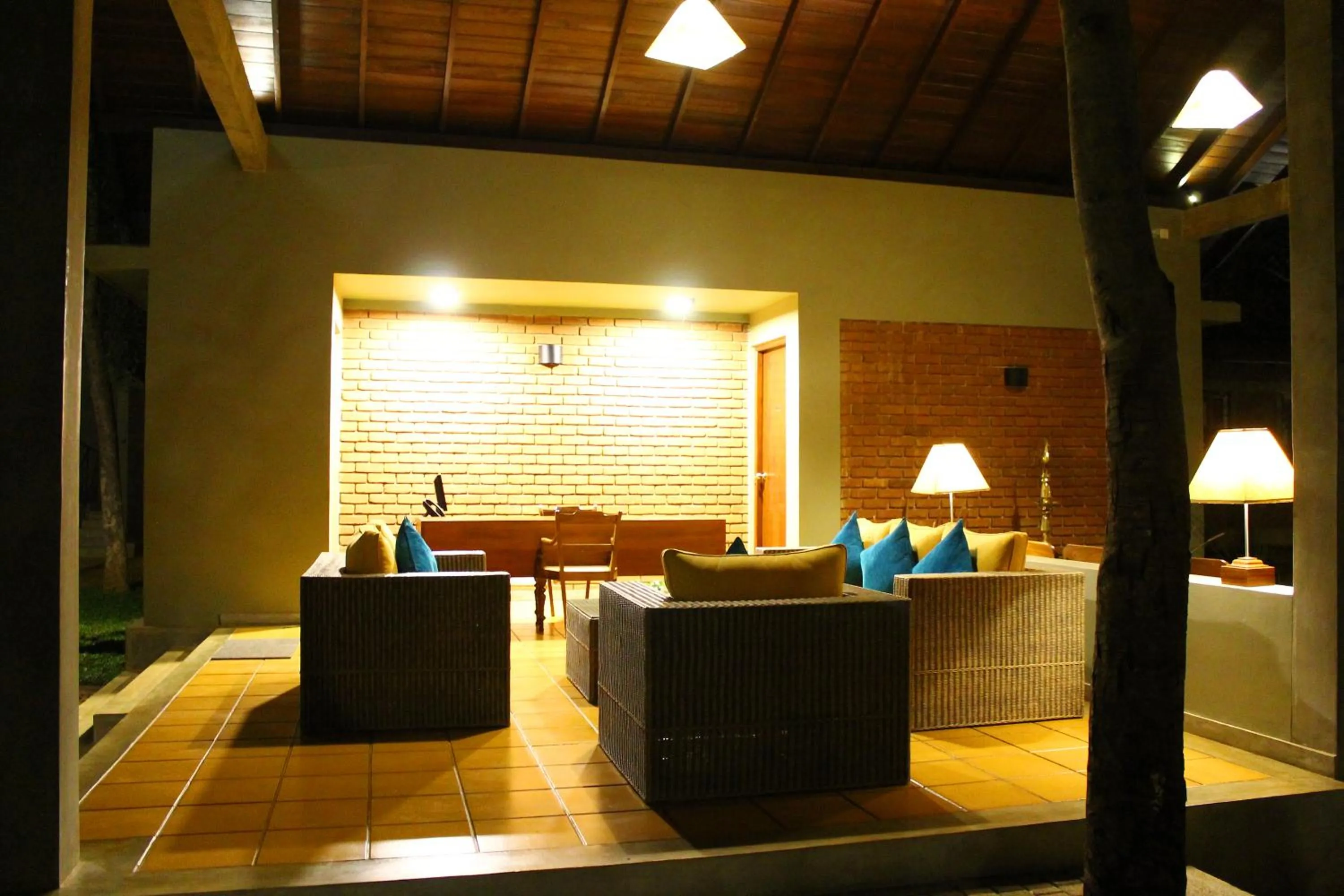 Lobby or reception in Ehalagala Lake Resort