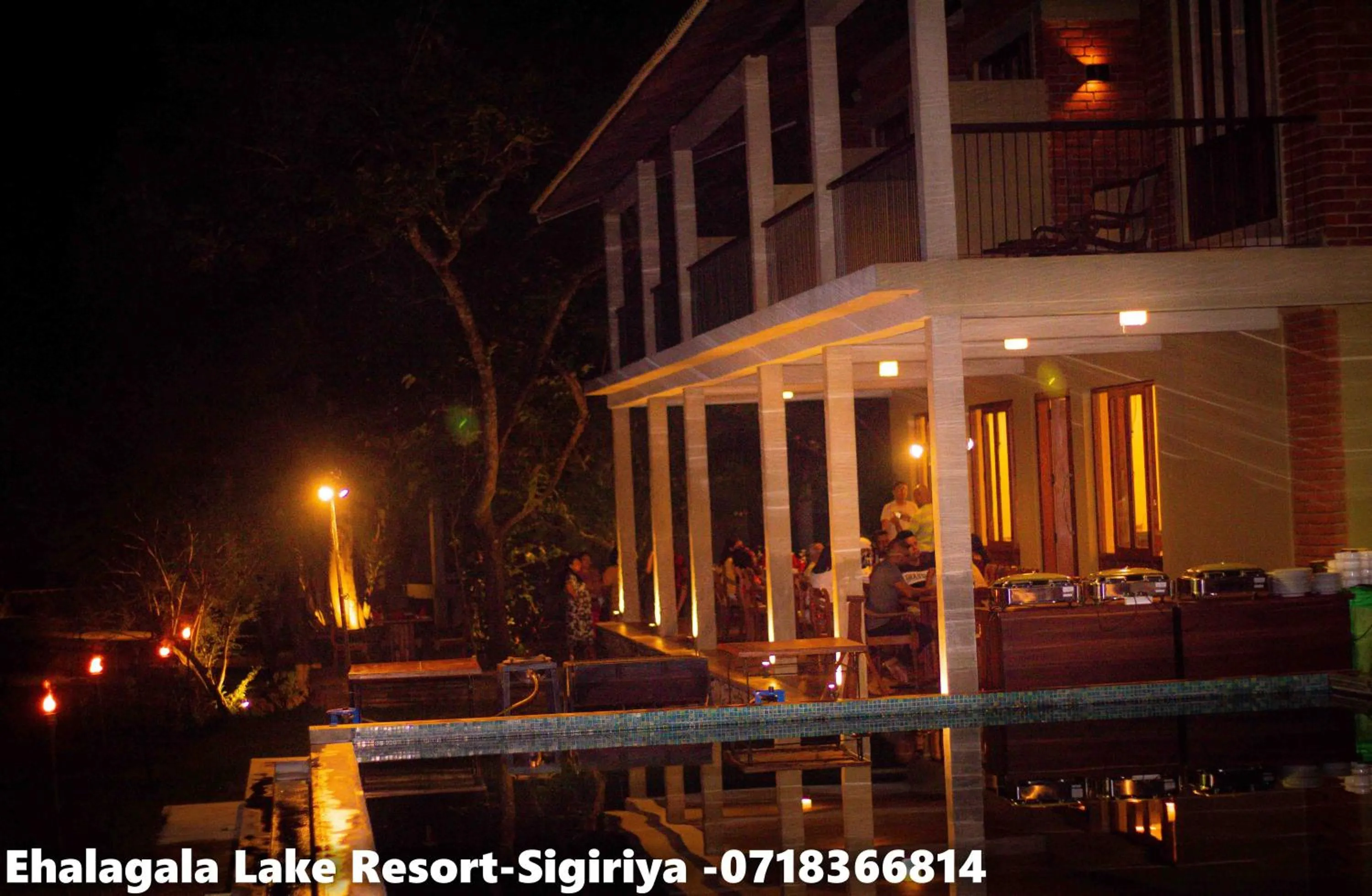 Evening entertainment in Ehalagala Lake Resort