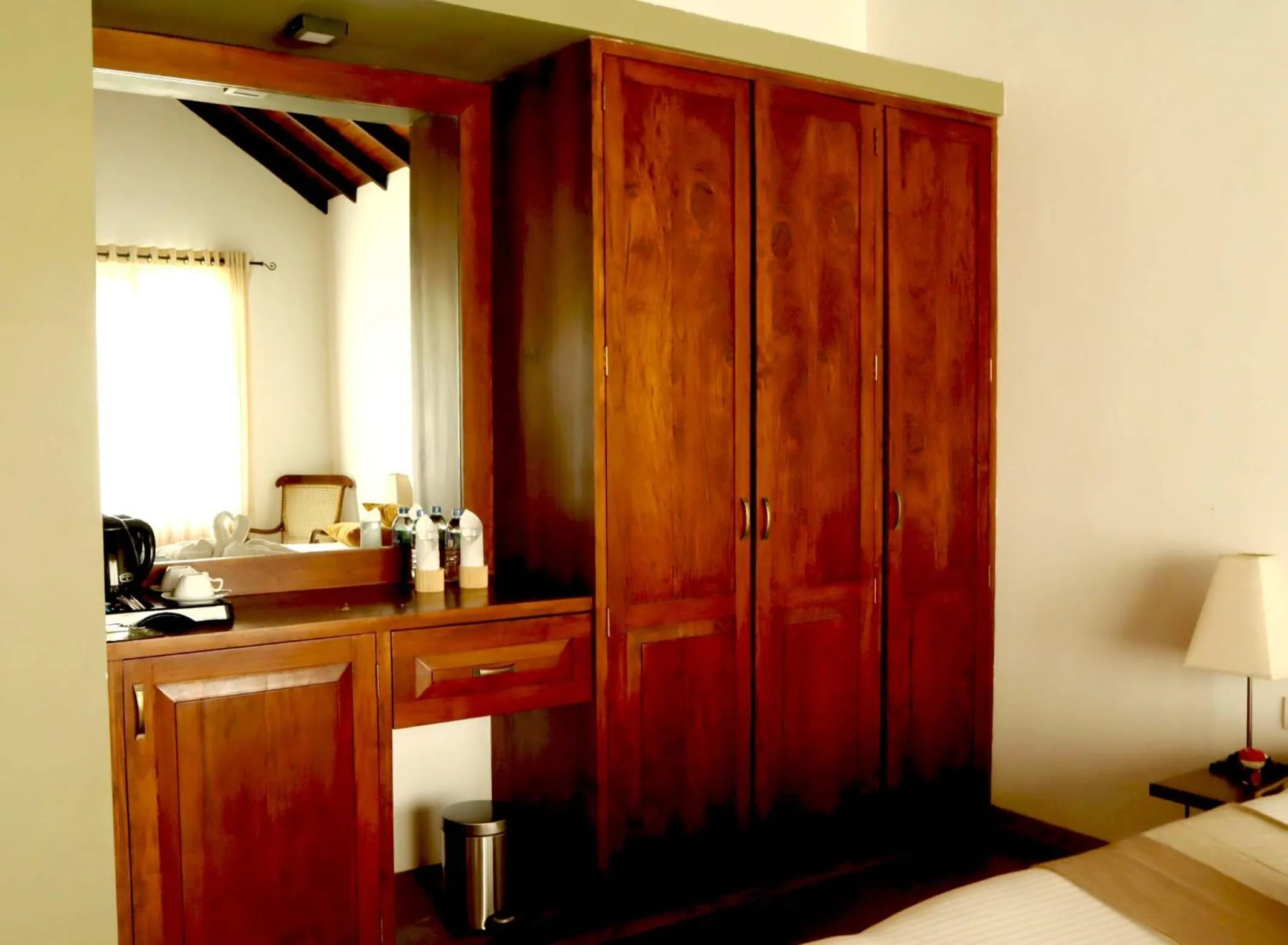 Bedroom in Ehalagala Lake Resort