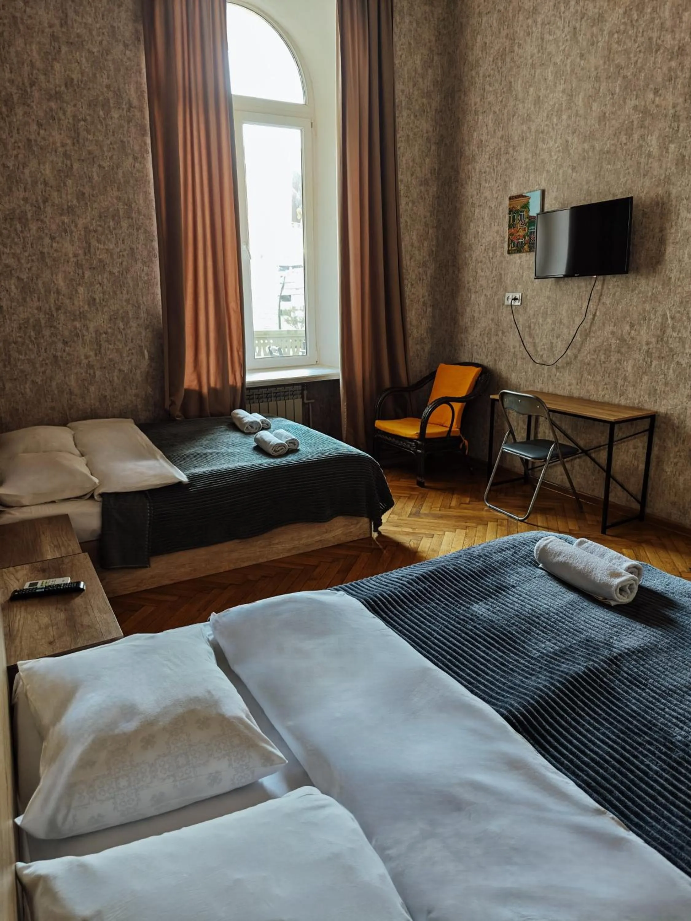 TV and multimedia, Bed in Friendly Hotel by Art Nova