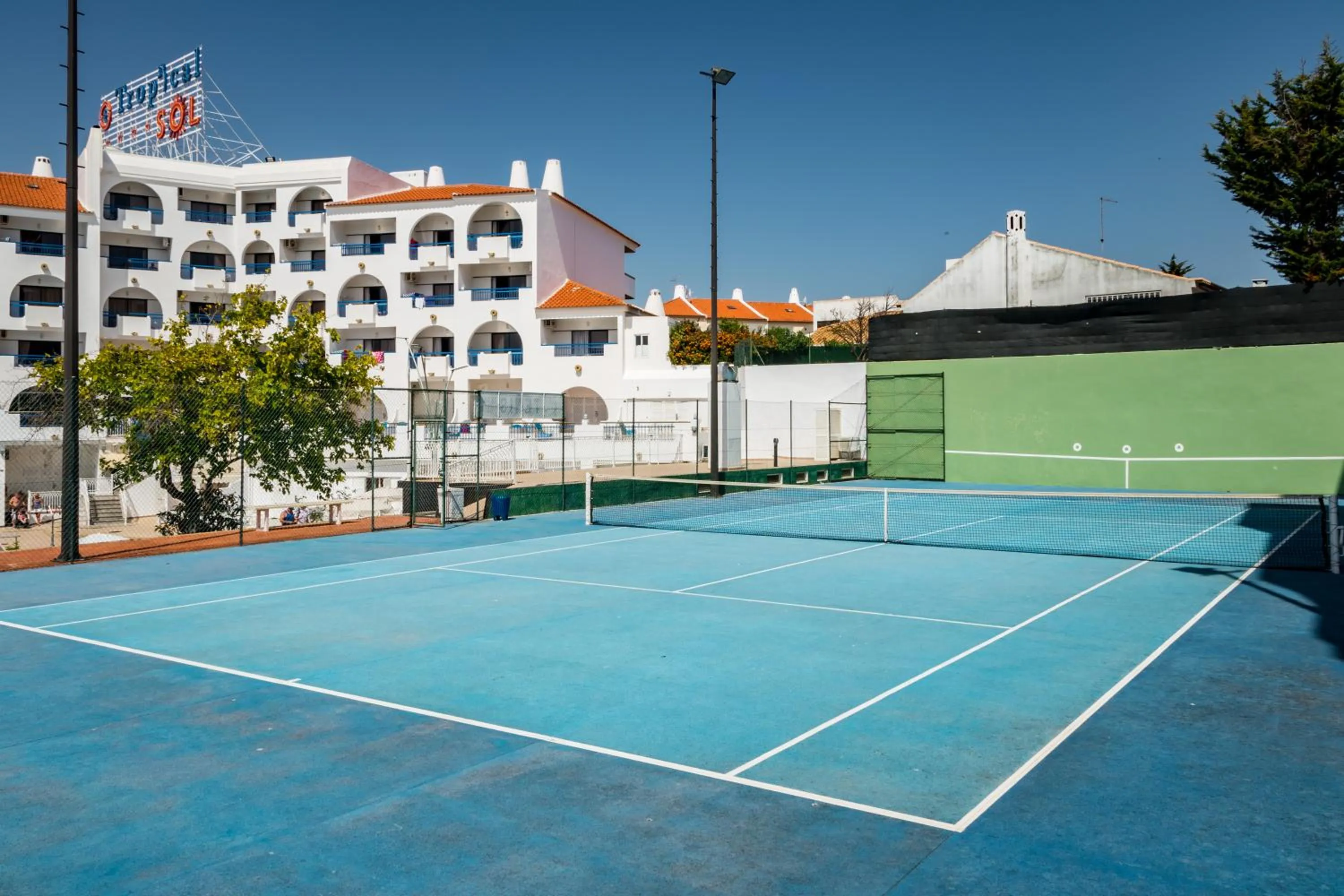 Tennis court in Tropical Sol