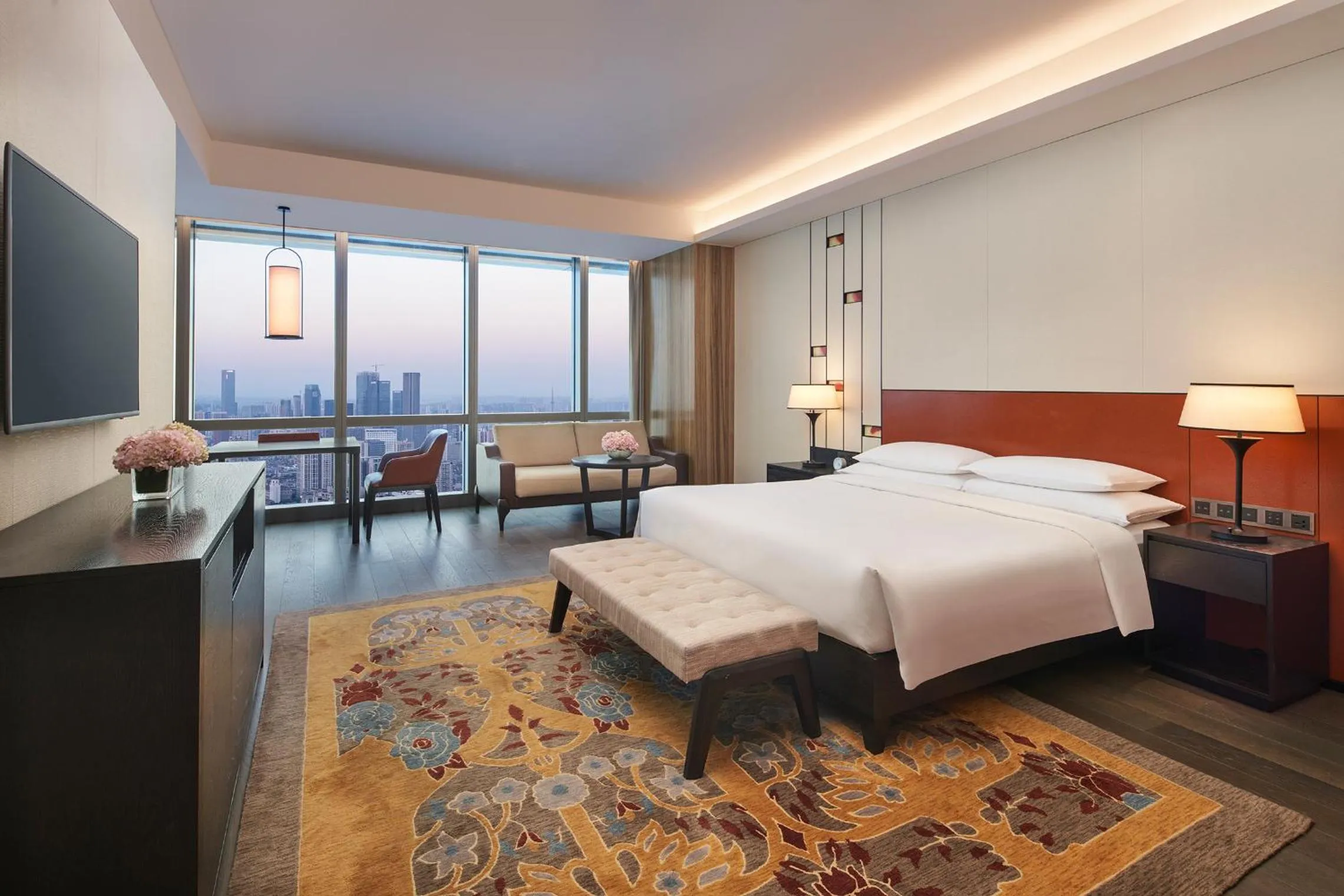 Photo of the whole room, Bed in Grand Hyatt Changsha