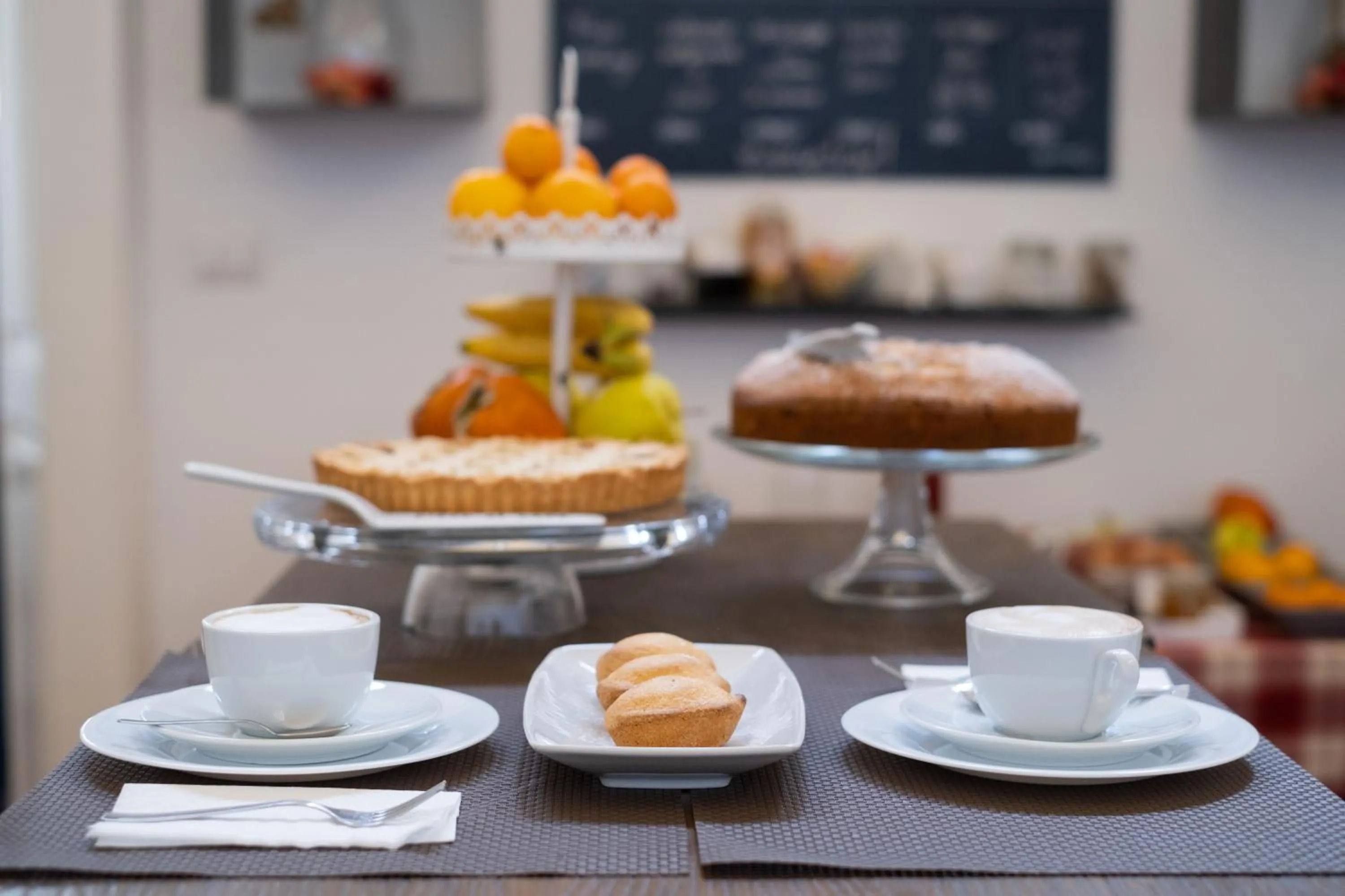 Breakfast in Ada Suites & Spa