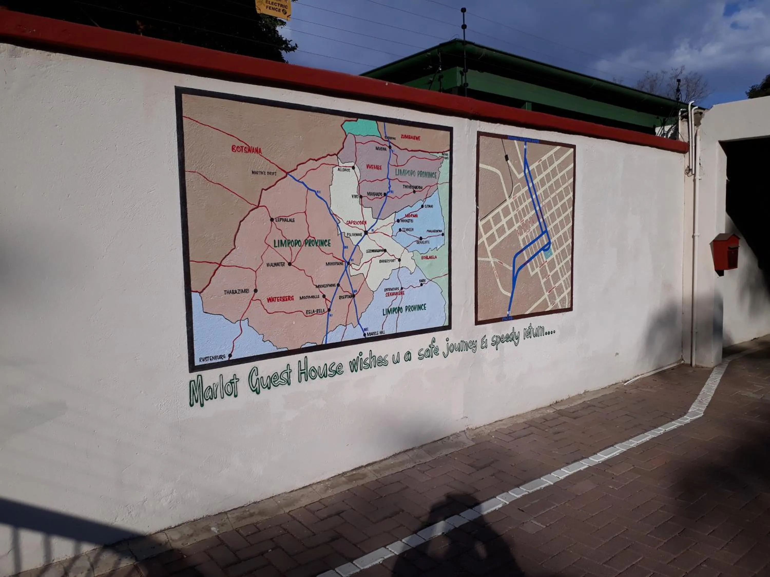 Text overlay in Marlot Guest House