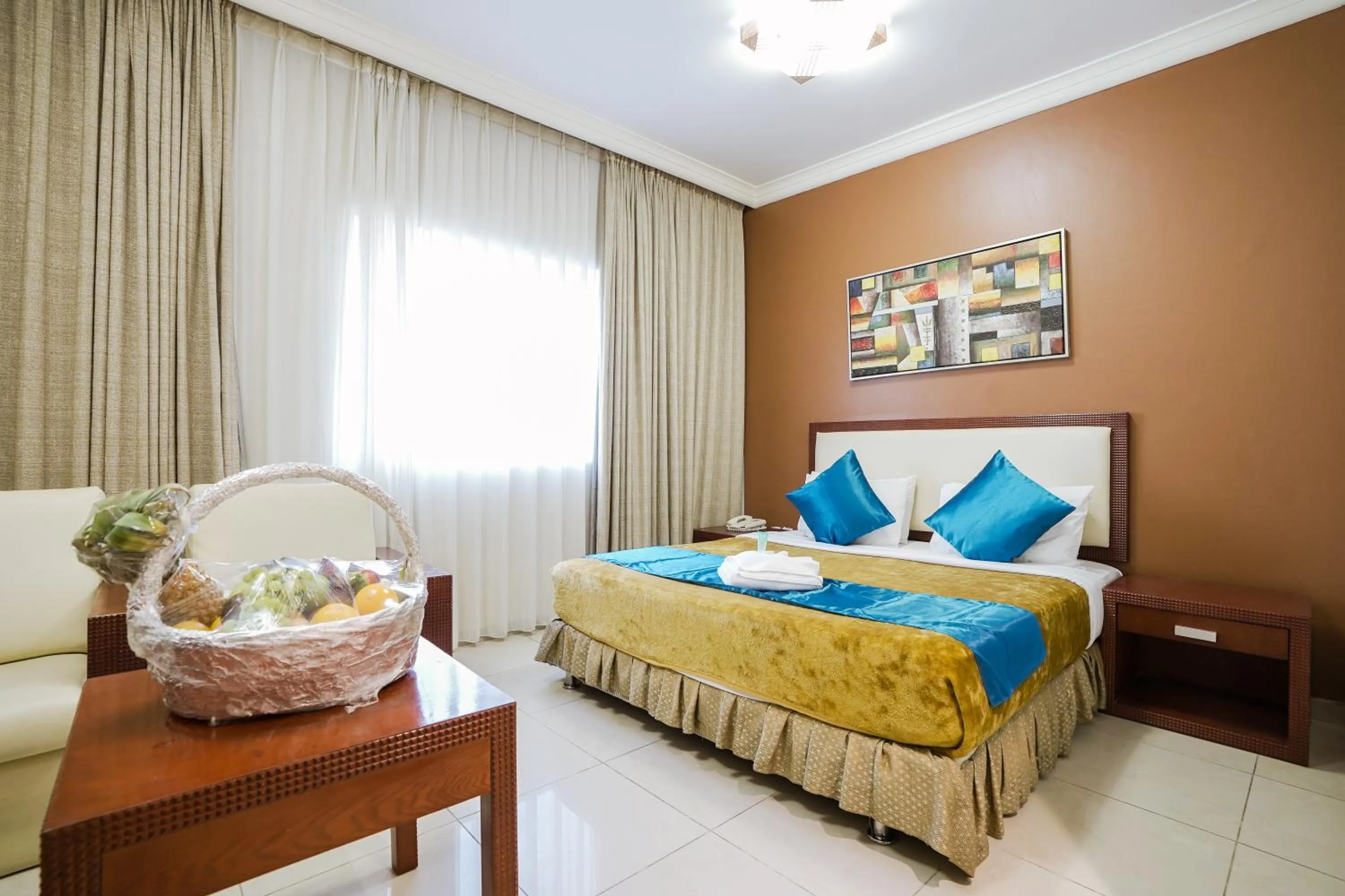 Property building, Bed in Crystal Plaza Hotel
