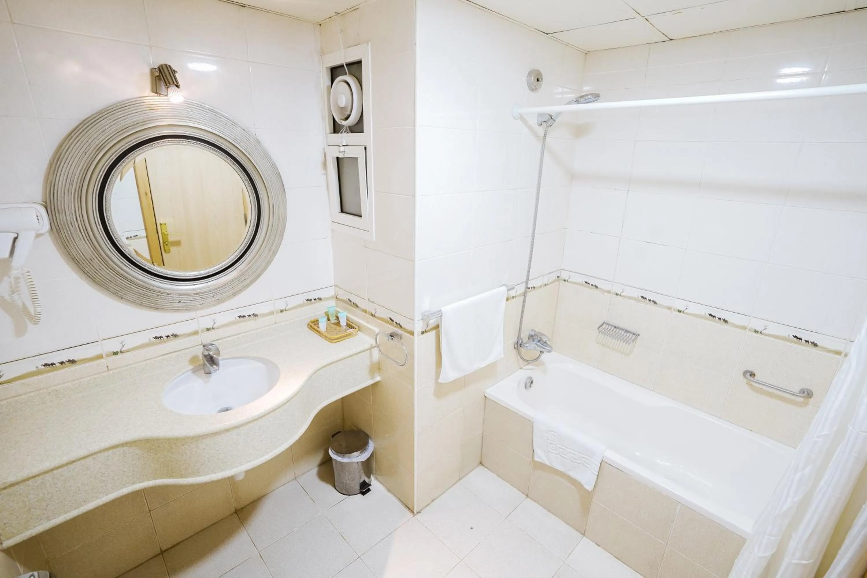 Bathroom in Crystal Plaza Hotel