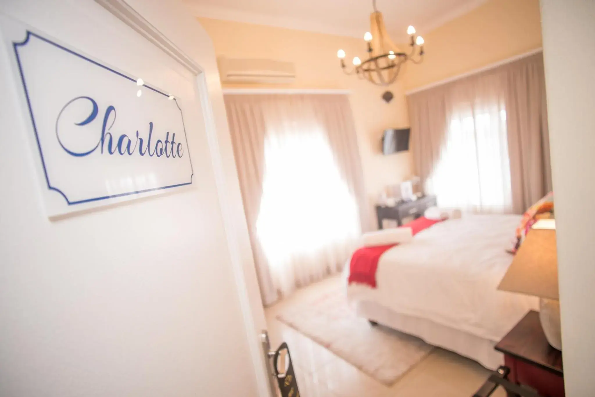 Deluxe Double Bedroom - single occupancy in Oliver's Bed and Breakfast Deluxe Double Bedroom - single occupancy in Oliver's Bed and Breakfast