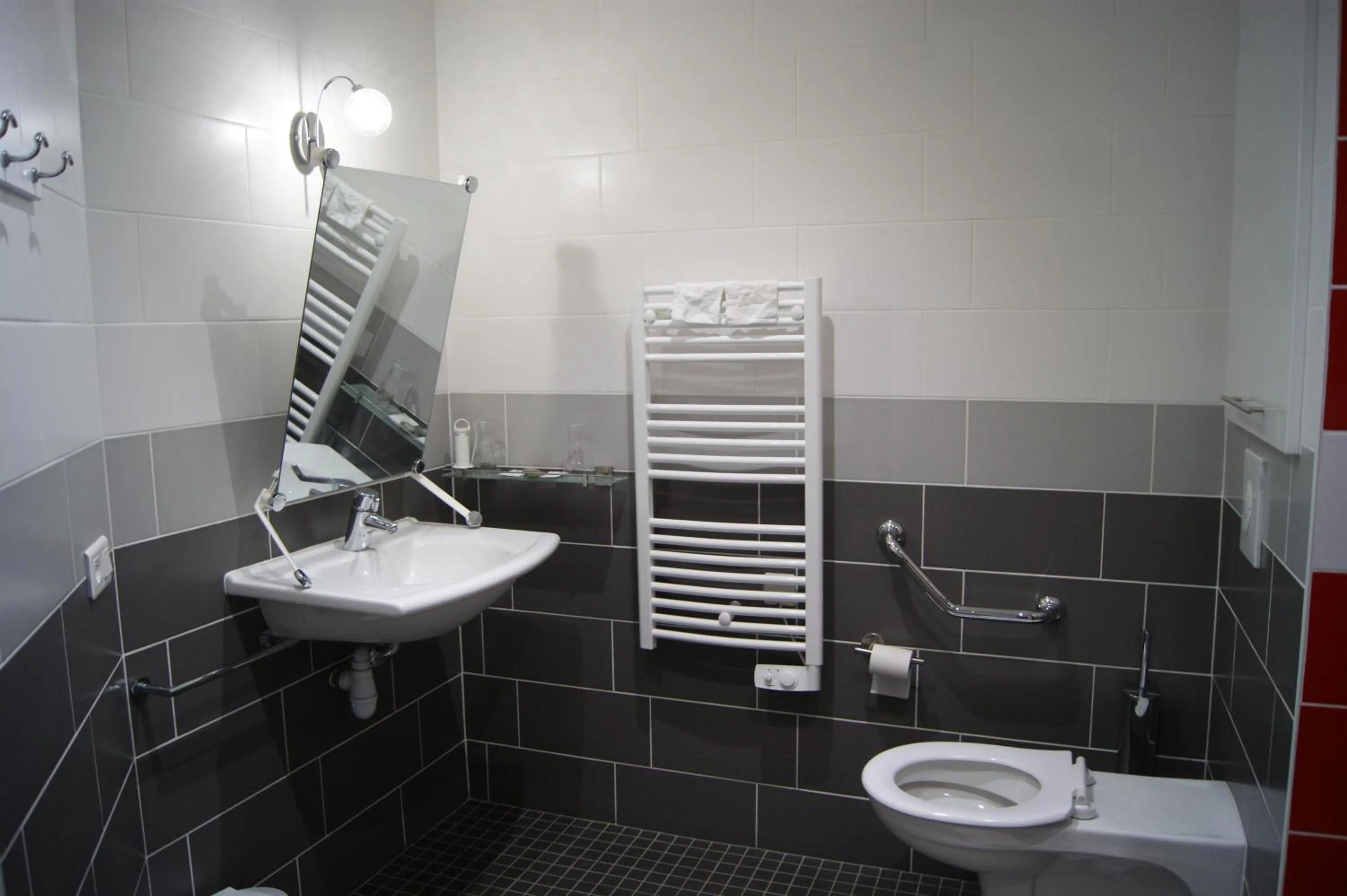 Bathroom in Hôtel Des Vosges
