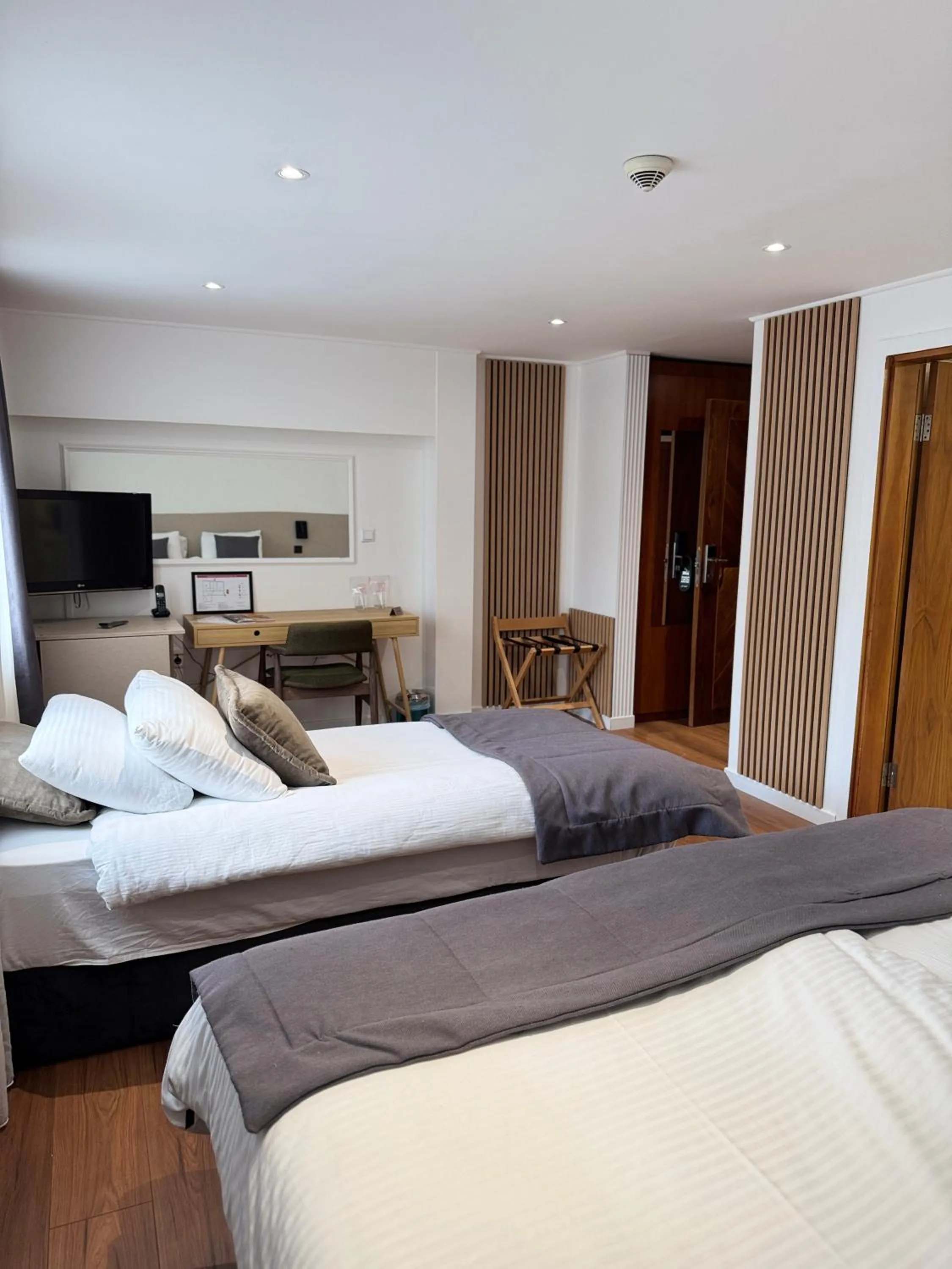 Photo of the whole room, Bed in Hotel Astra