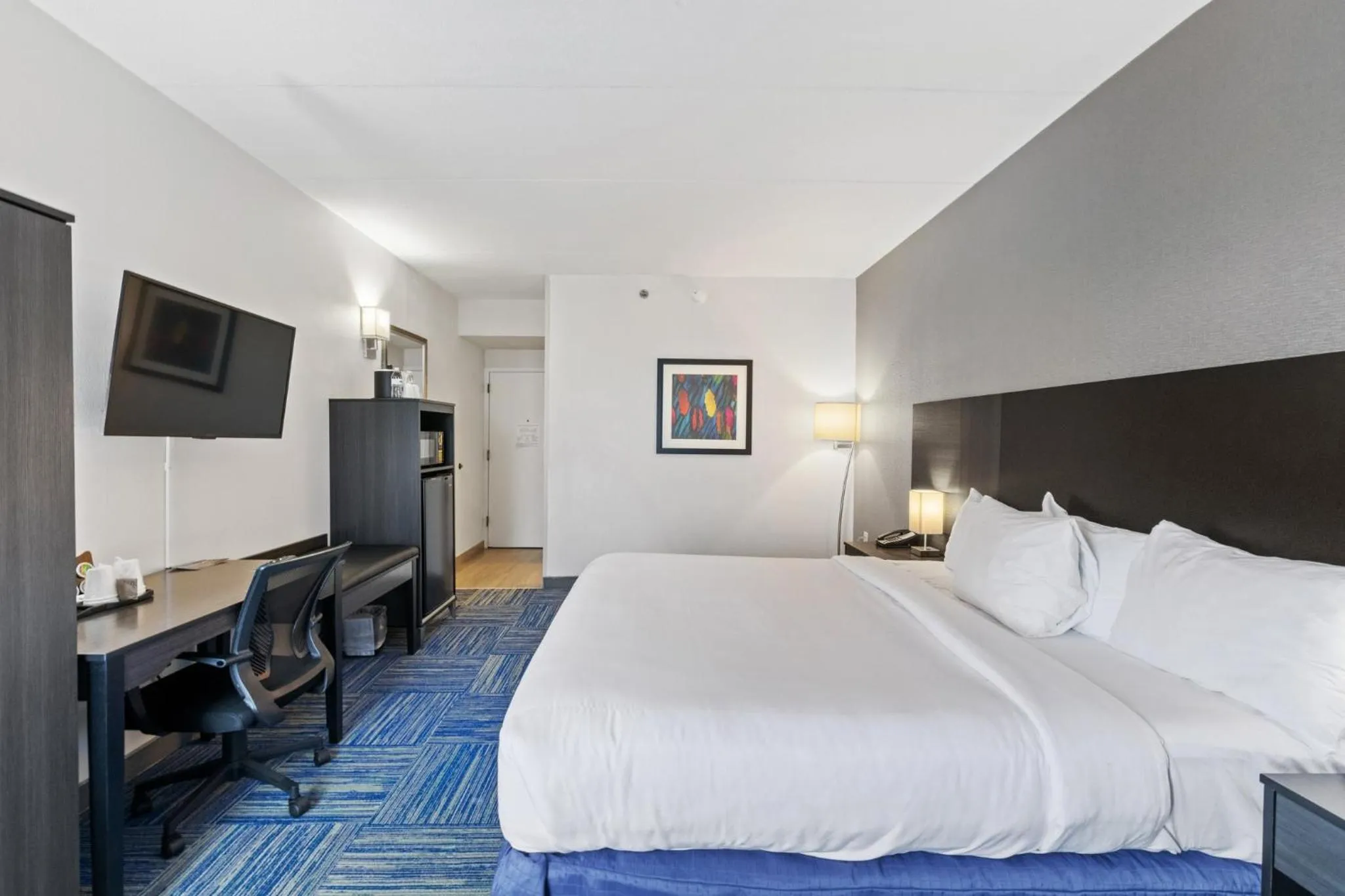 Bedroom, Bed in Allentown Park Hotel by The Red Collection