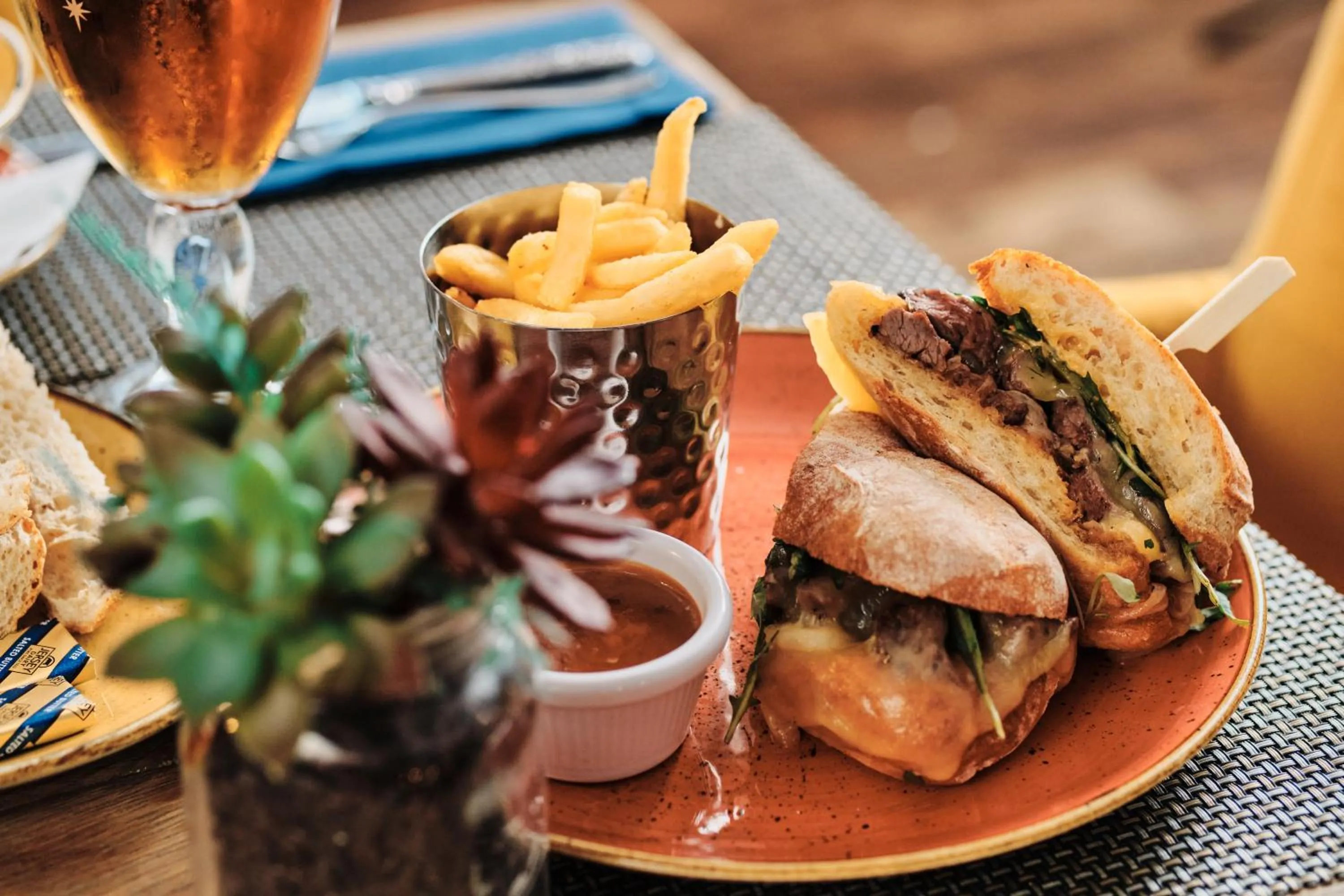 Dining area in Hotel De Normandie