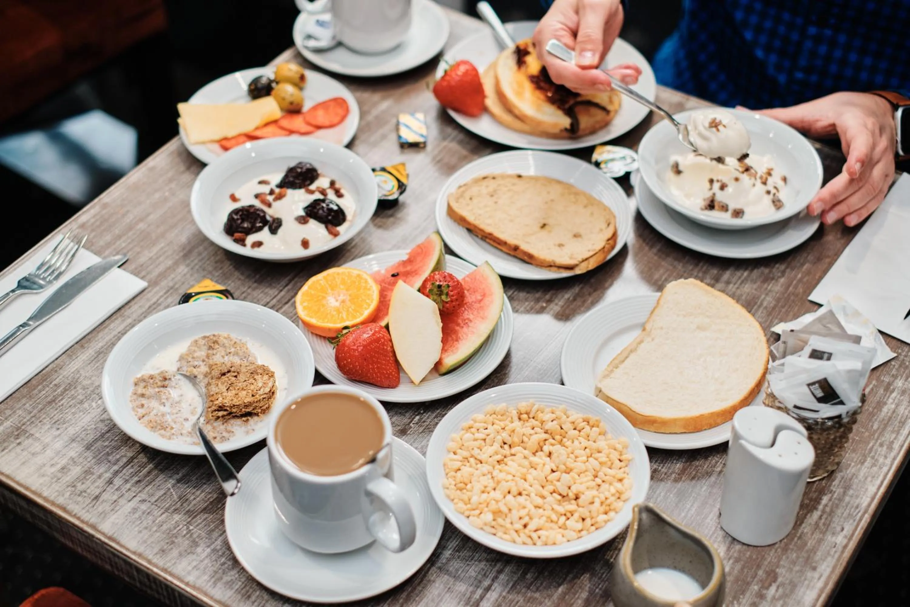Breakfast in Hotel De Normandie
