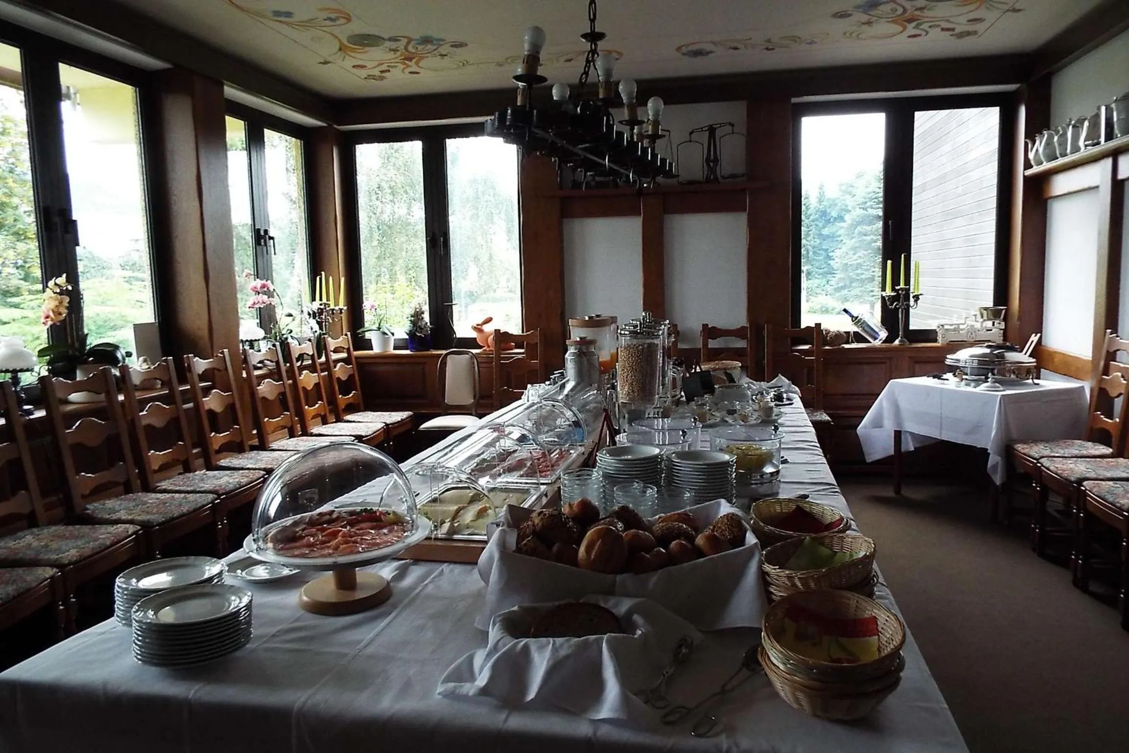 Buffet breakfast in Park-Hotel