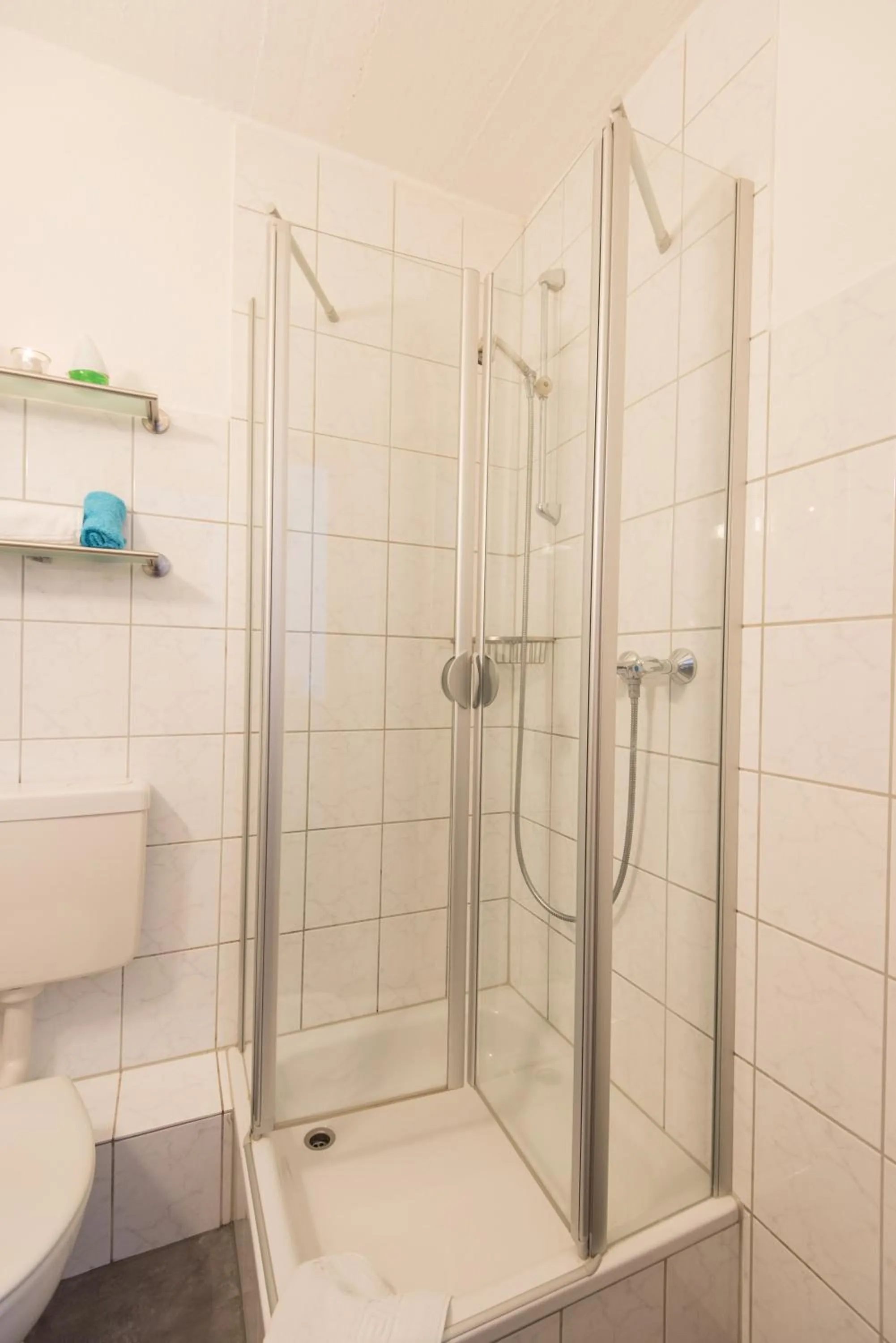 Shower in Residenz Hotel Wuppertal