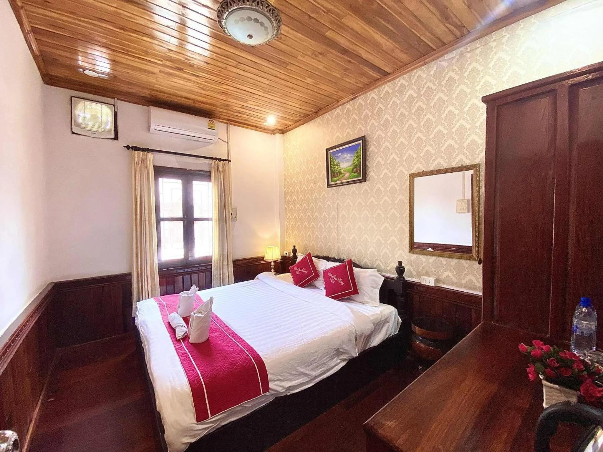 Bed in Villay Vanh Place House