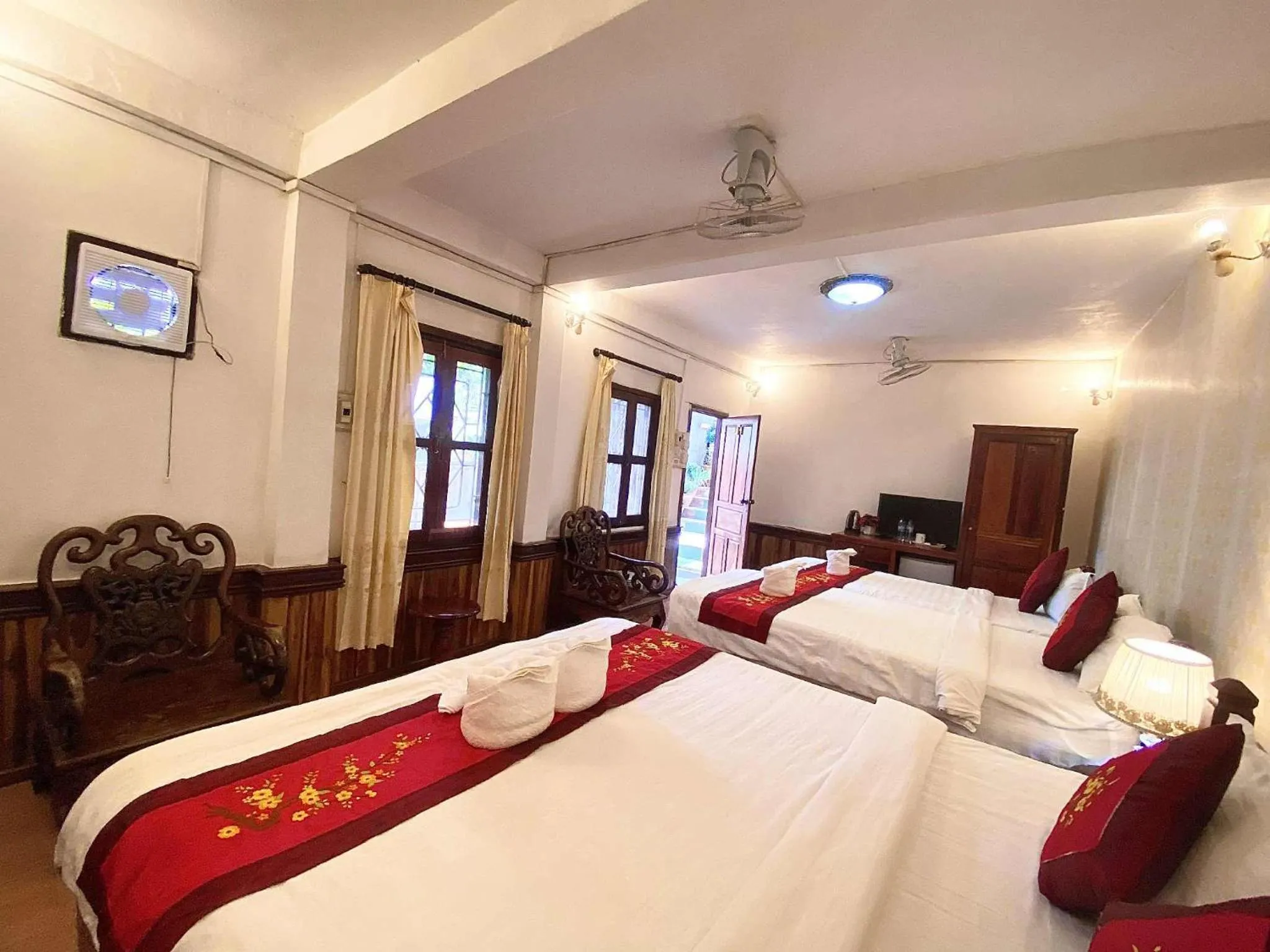 Bed in Villay Vanh Place House