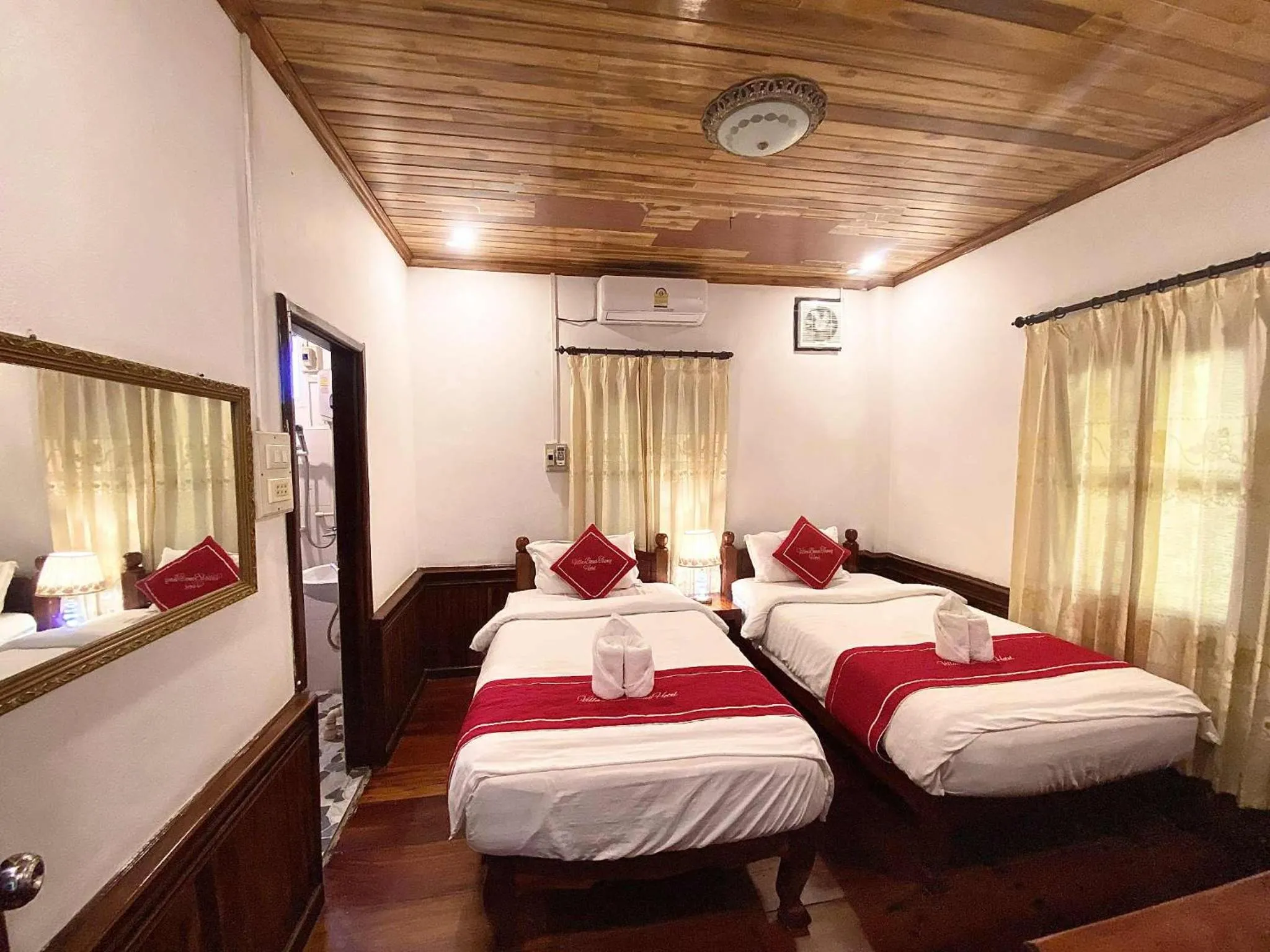 Bed in Villay Vanh Place House