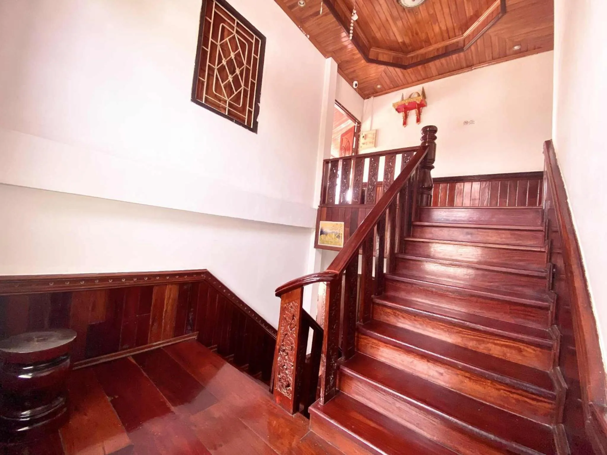 Villay Vanh Place House