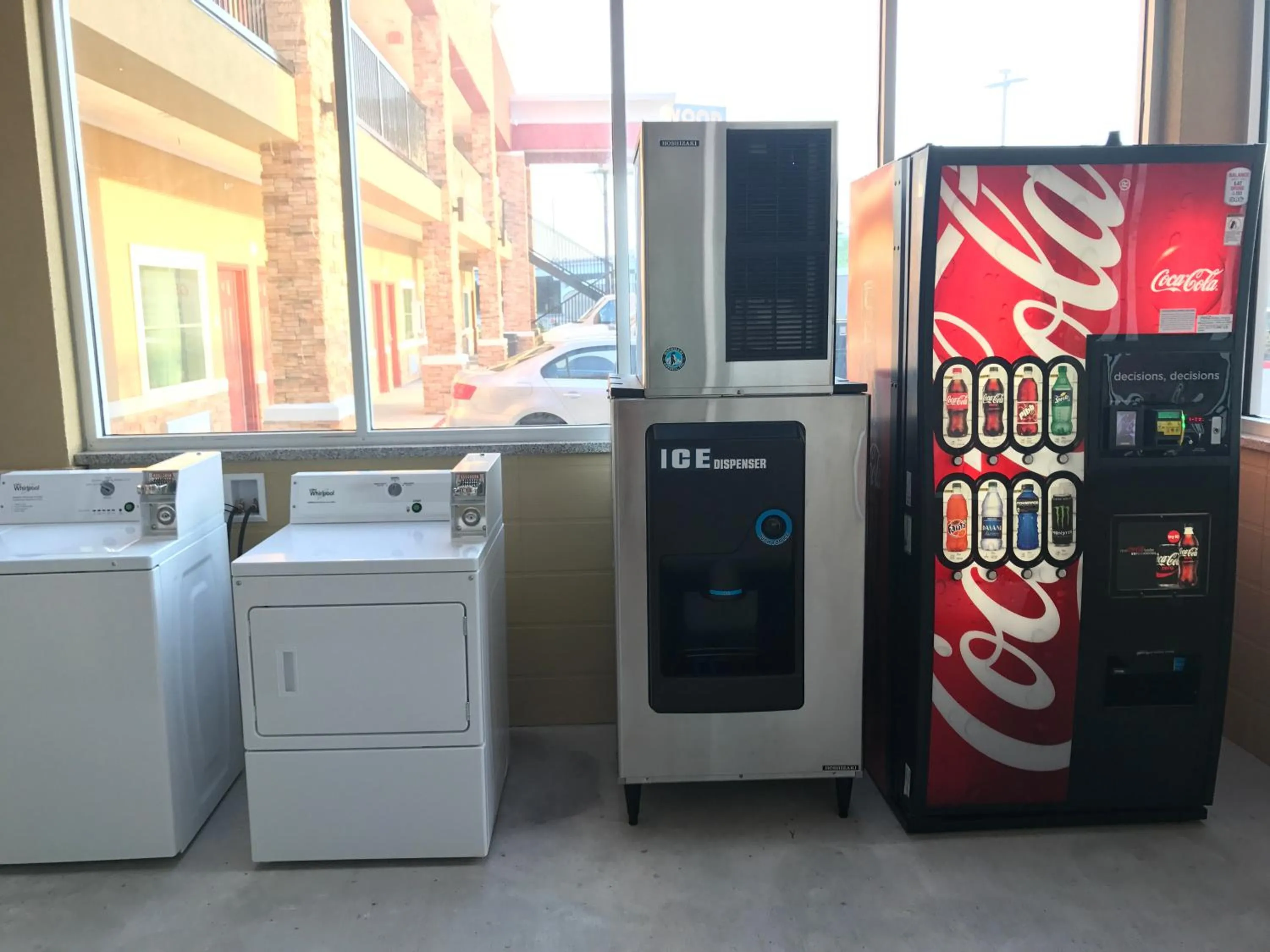 Area and facilities in Econo Lodge Inn & Suites Houston Willowbrook