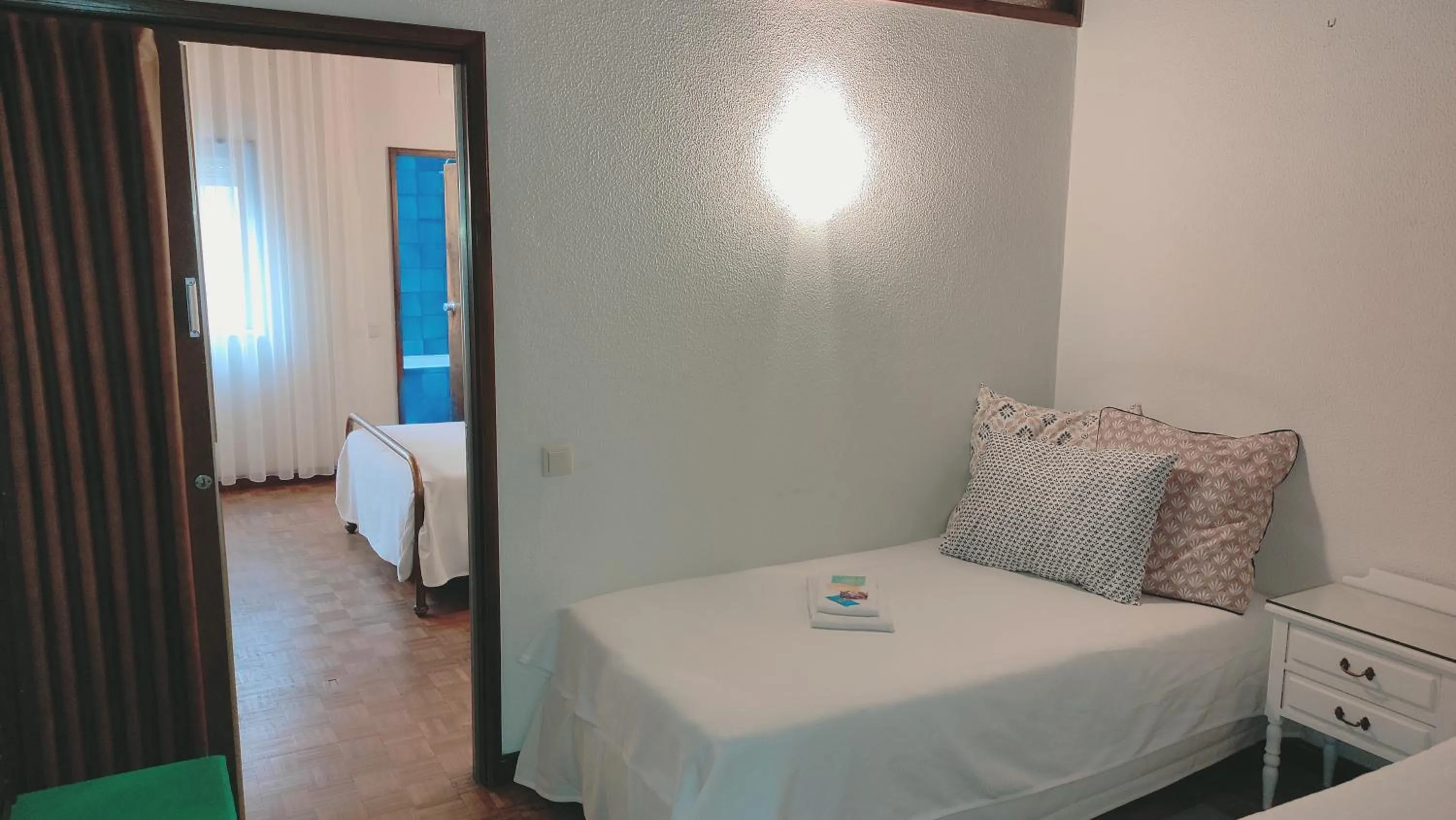 Photo of the whole room in Terrace House