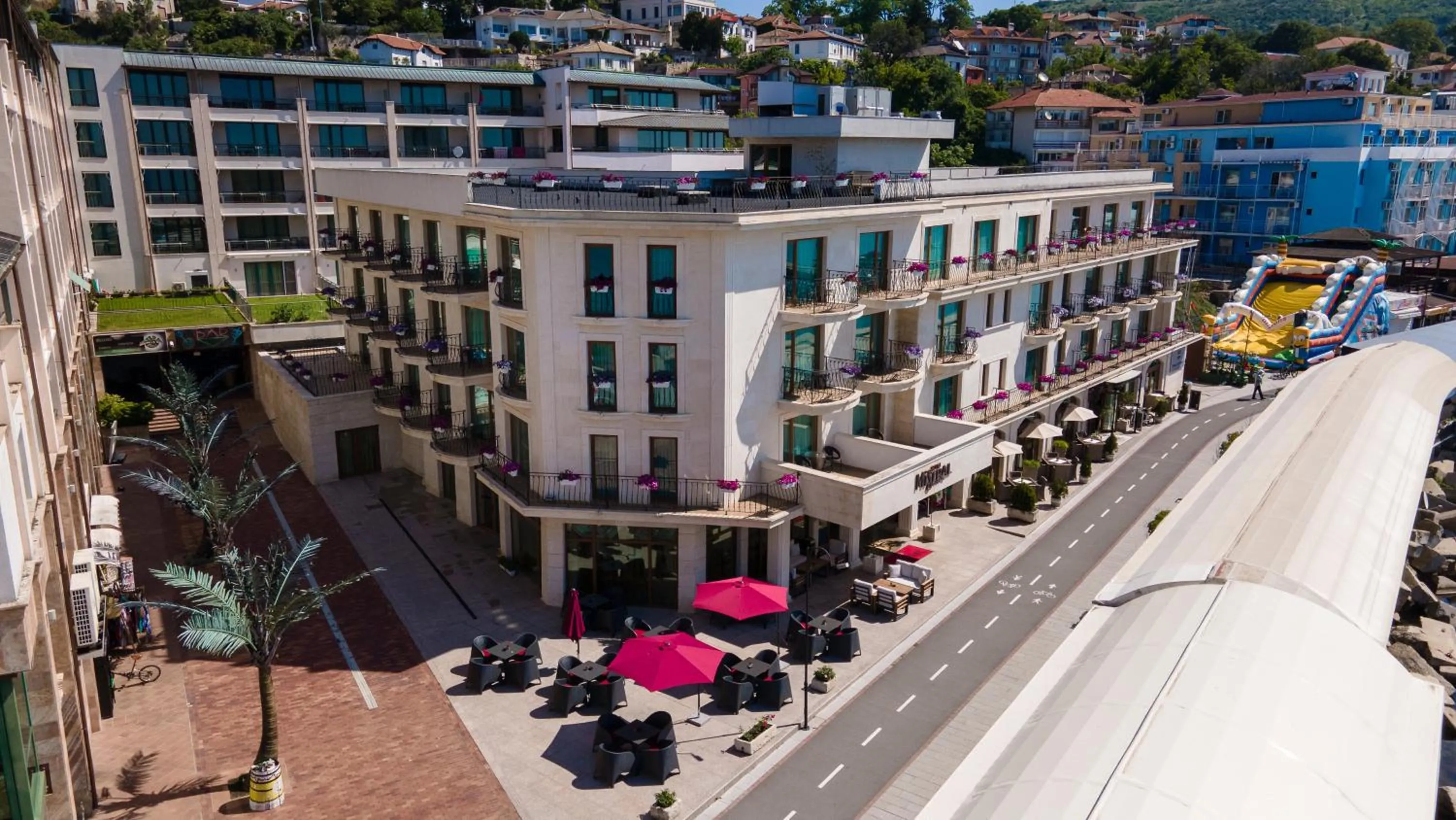 Bird's eye view in Hotel Mistral
