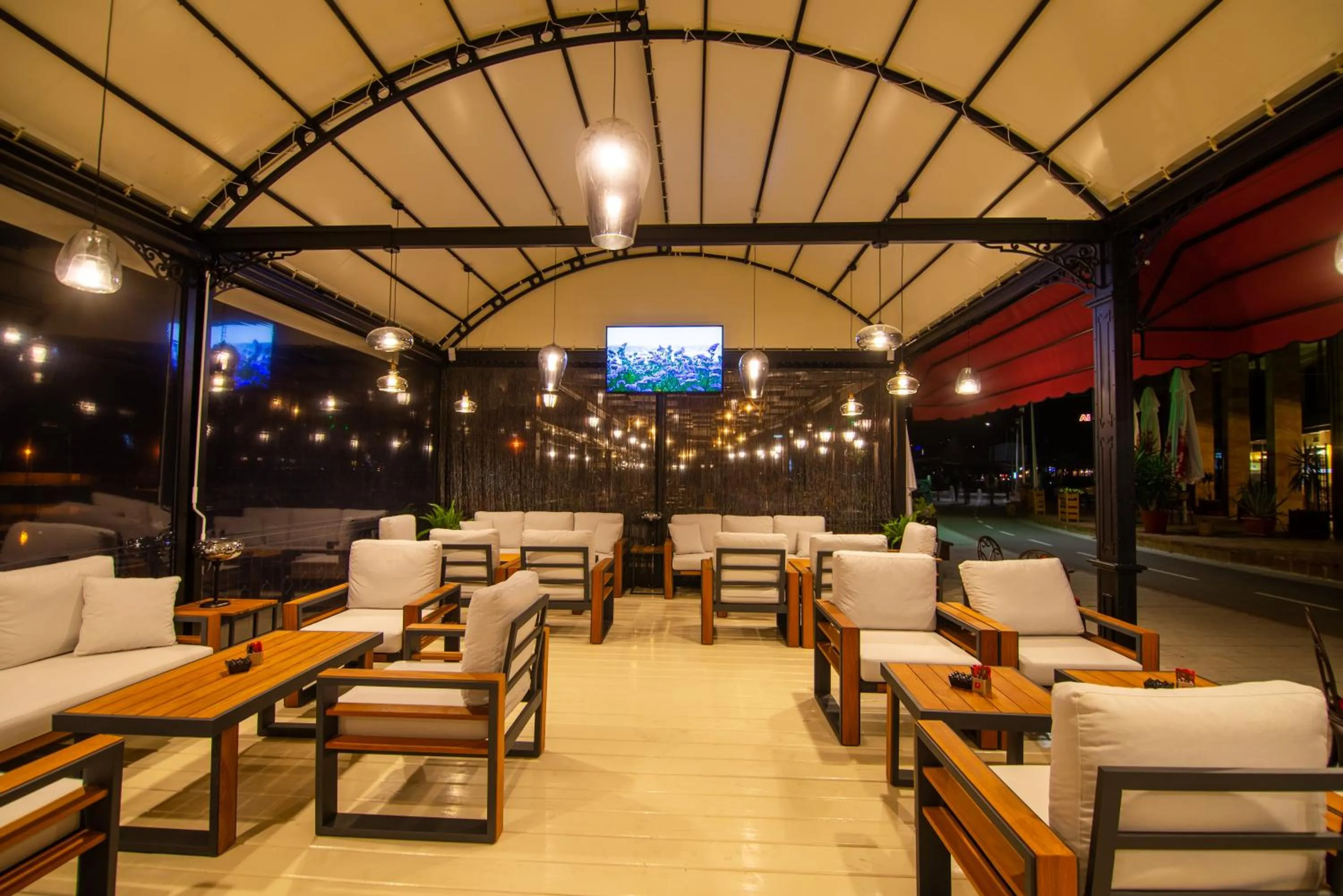 Lounge or bar in Hotel Mistral