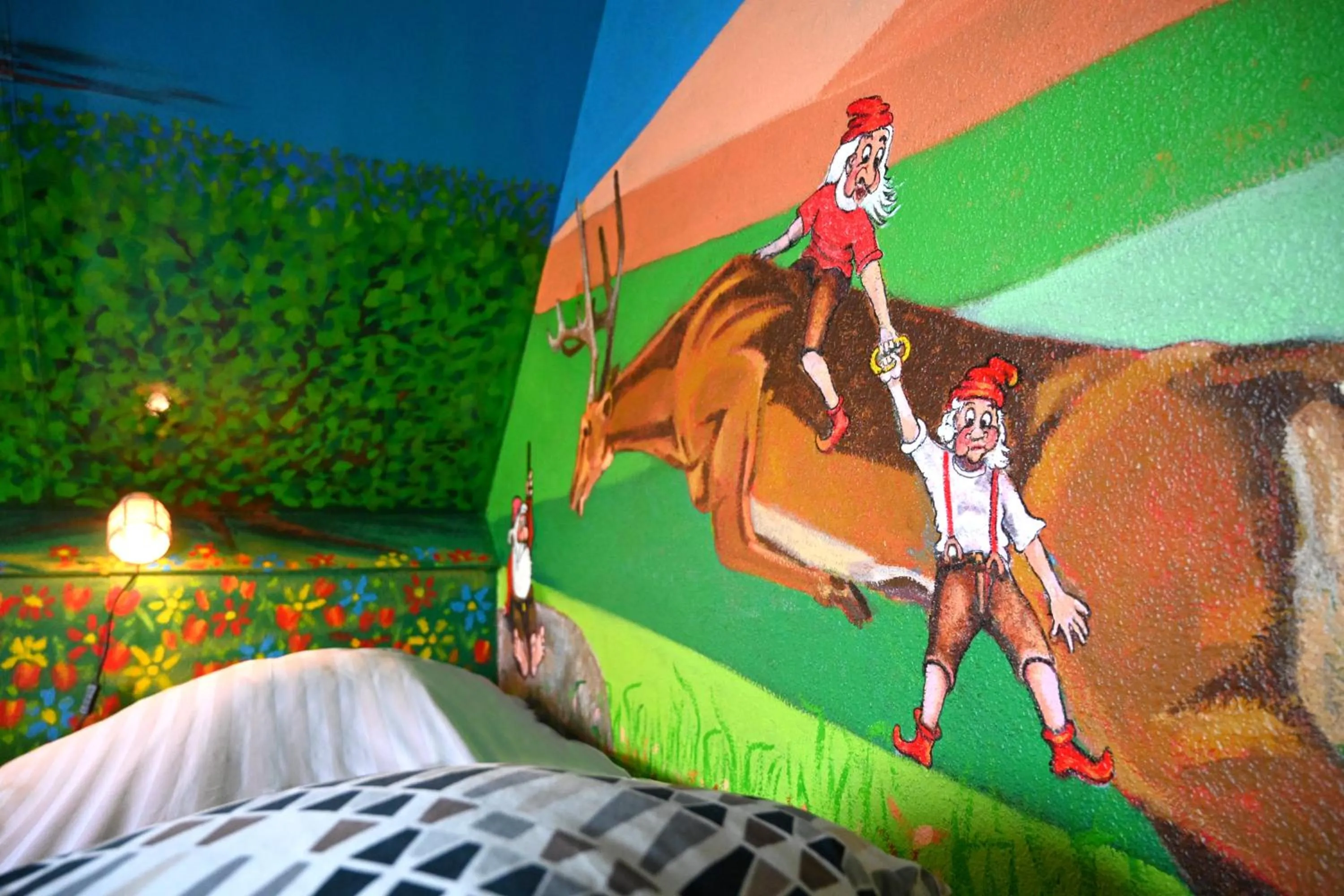 Decorative detail, Bed in Drouwenerzand Hotel